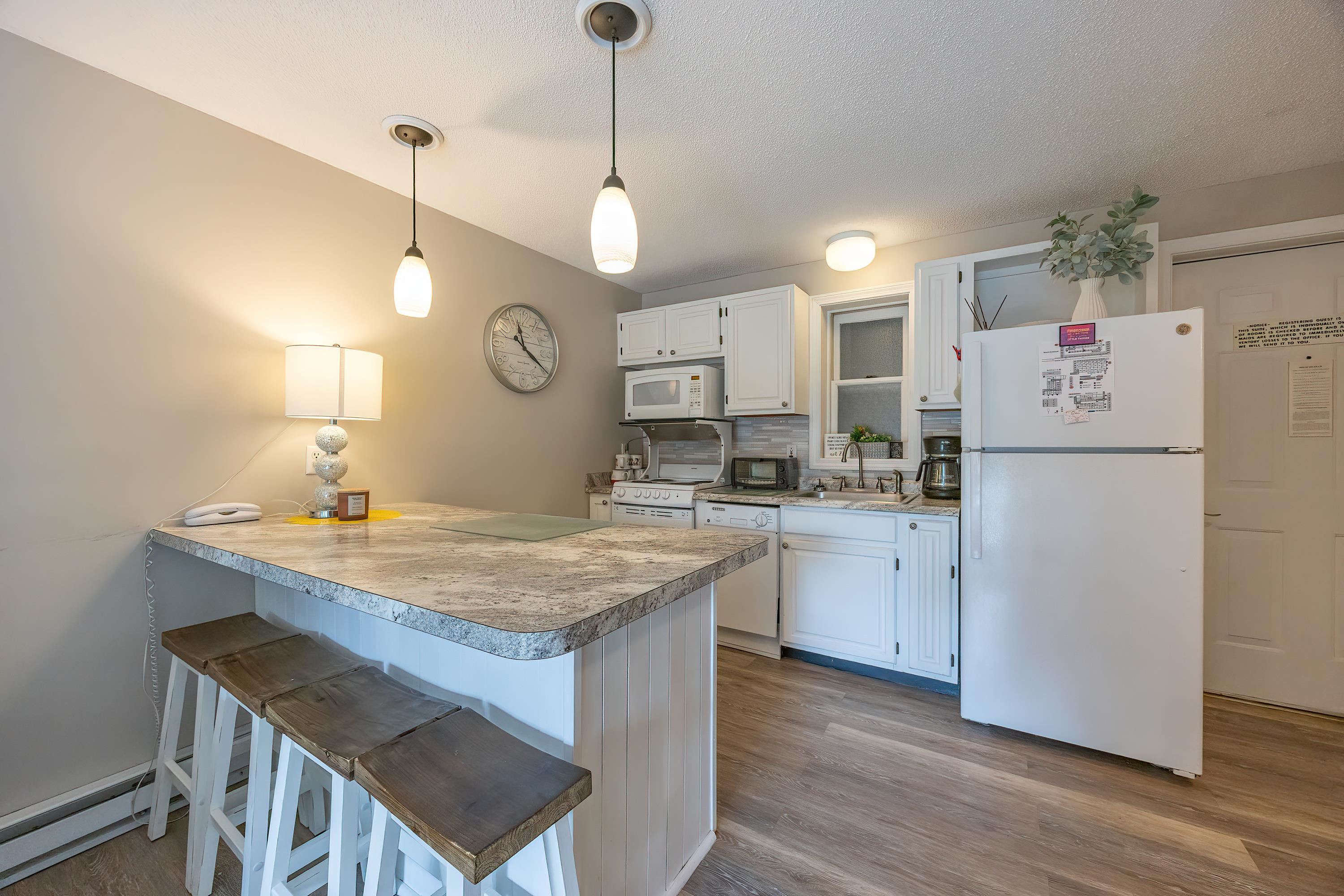 118 Weirs Rd, Gilford, NH 03249