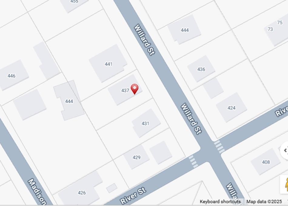 Homes for sale in Berlin, NH | 437 Willard St, Berlin, NH 03570 | MLS# 5063255