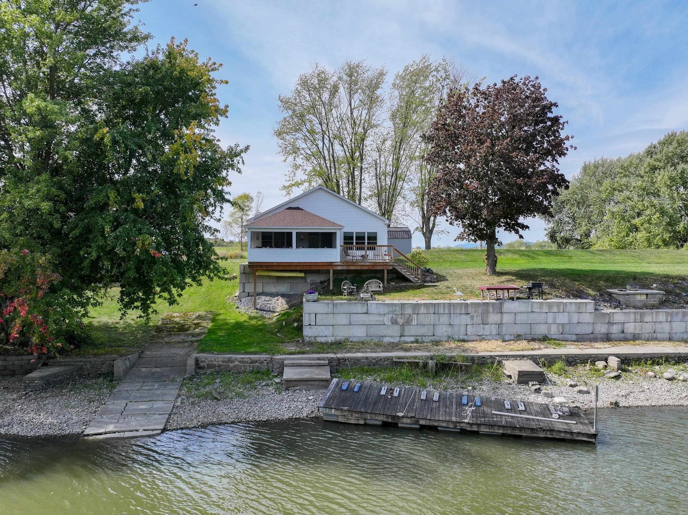 Ferrisburgh VT Home for sale $$435,000 $459 per sq.ft.