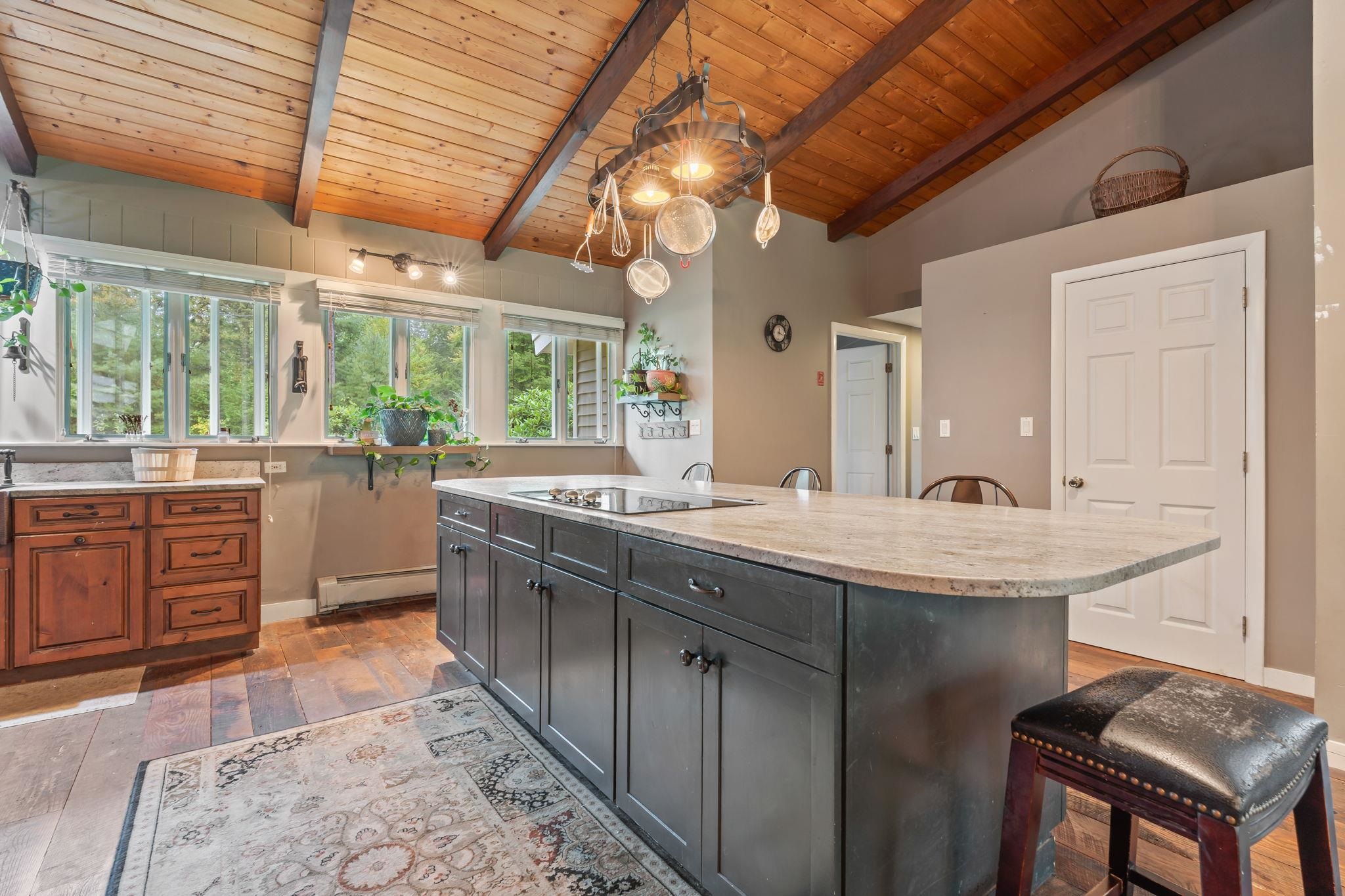 Homes for sale in Mont Vernon, NH | 4 Trow Rd, Mont Vernon, NH 03057 | MLS# 5063558