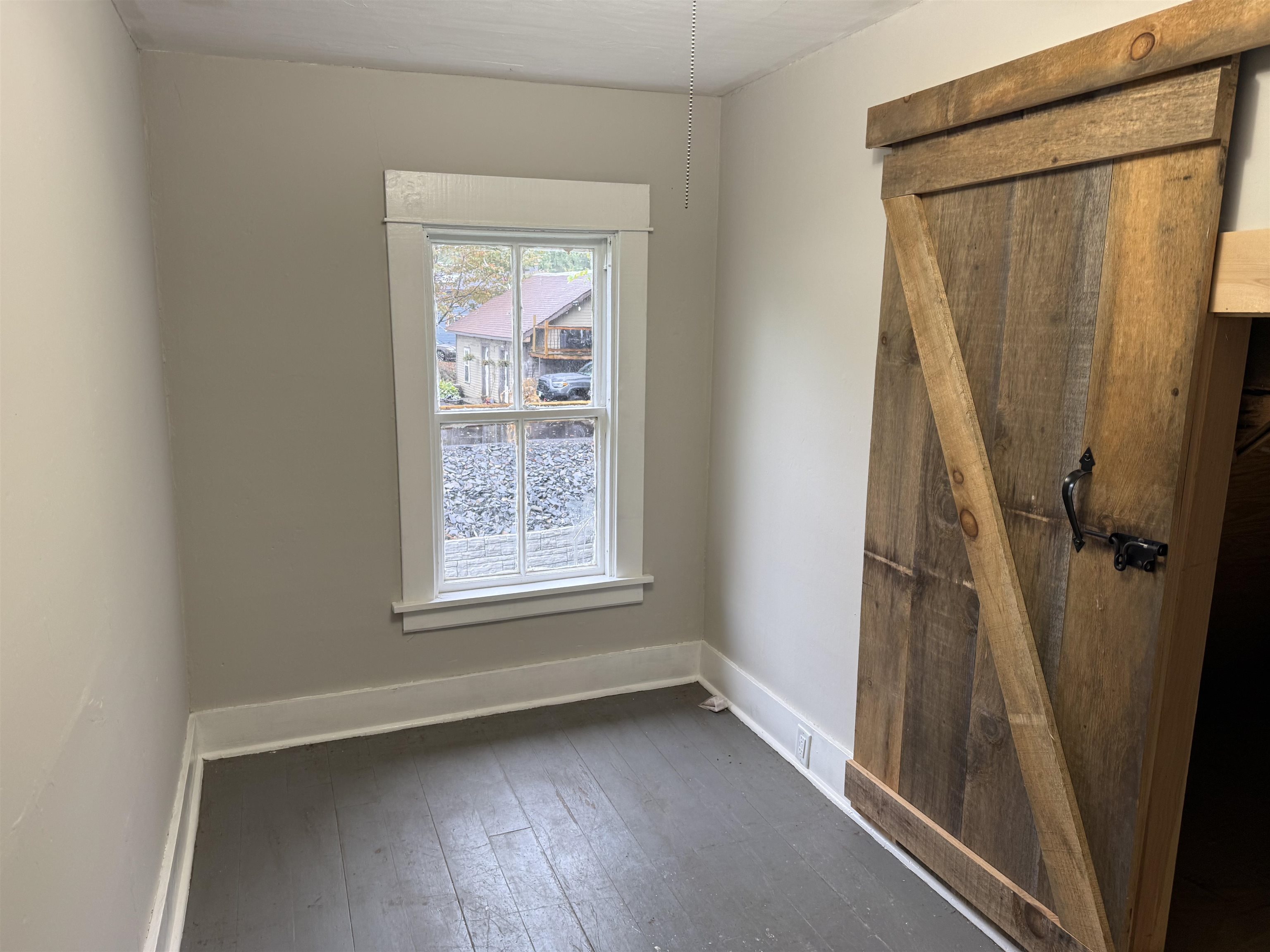 Third Bedroom on Second Floor 24163250