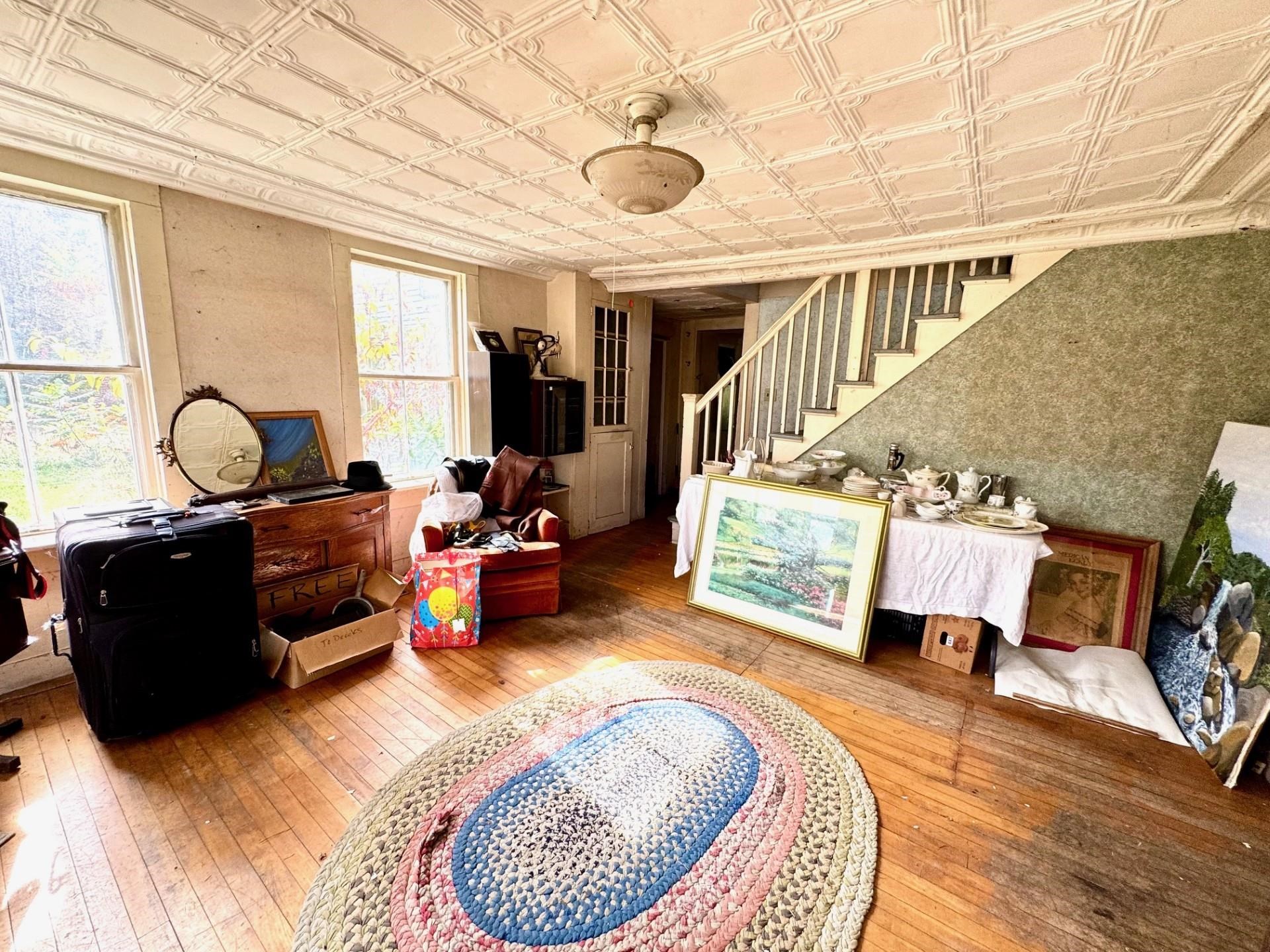 wood floors 24181765