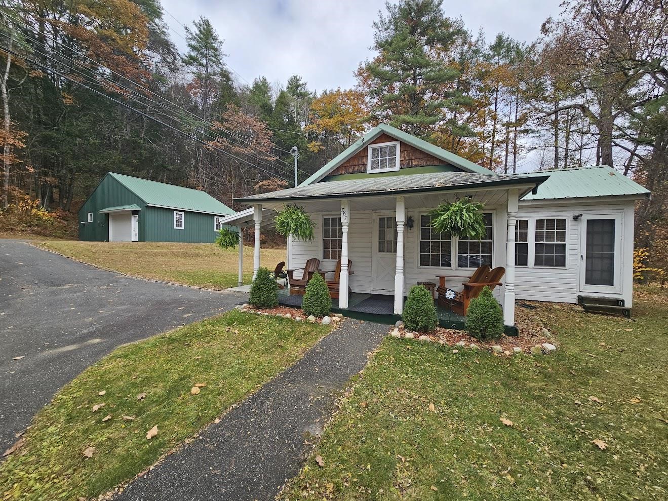 Newfane VT Home for sale $$325,000 $553 per sq.ft.