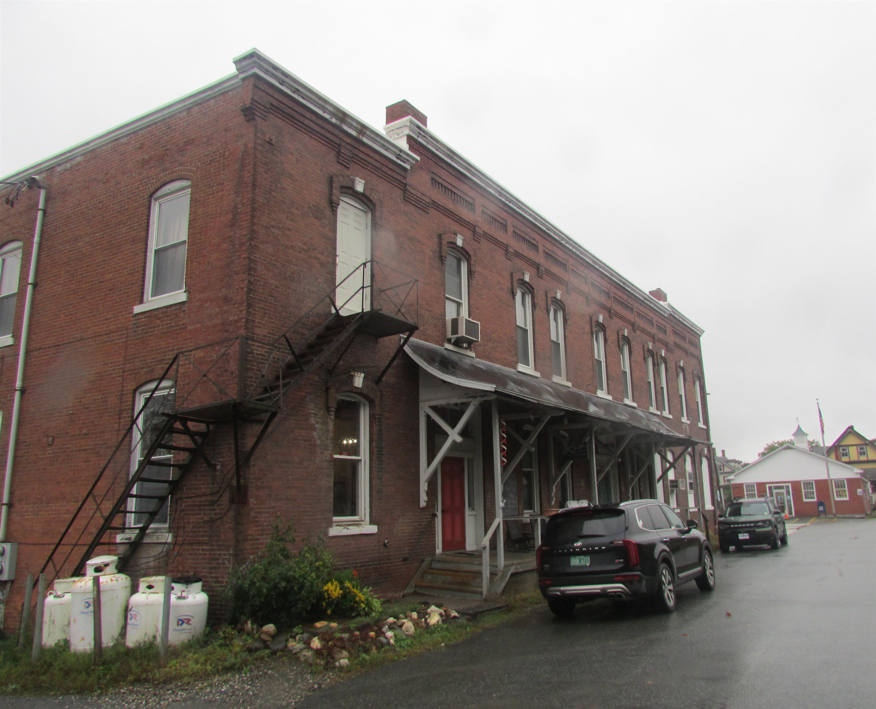 Back Corner - parking