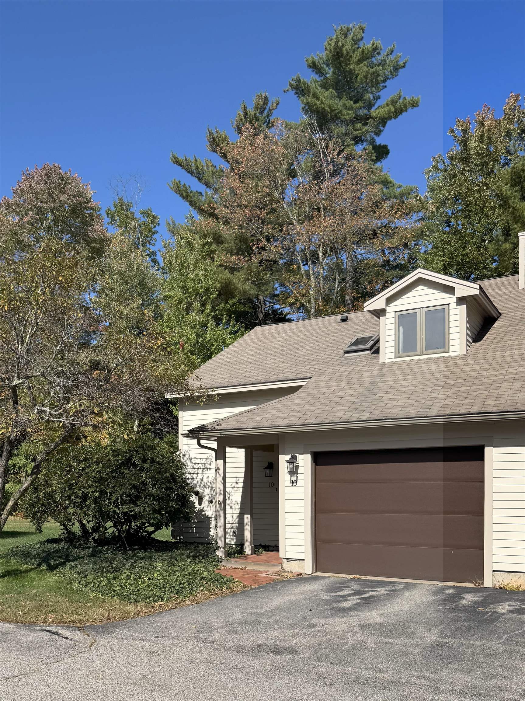 Homes for sale in Rochester, NH | 10 Lady Slipper Ct, Rochester, NH 03837 | MLS# 5063787