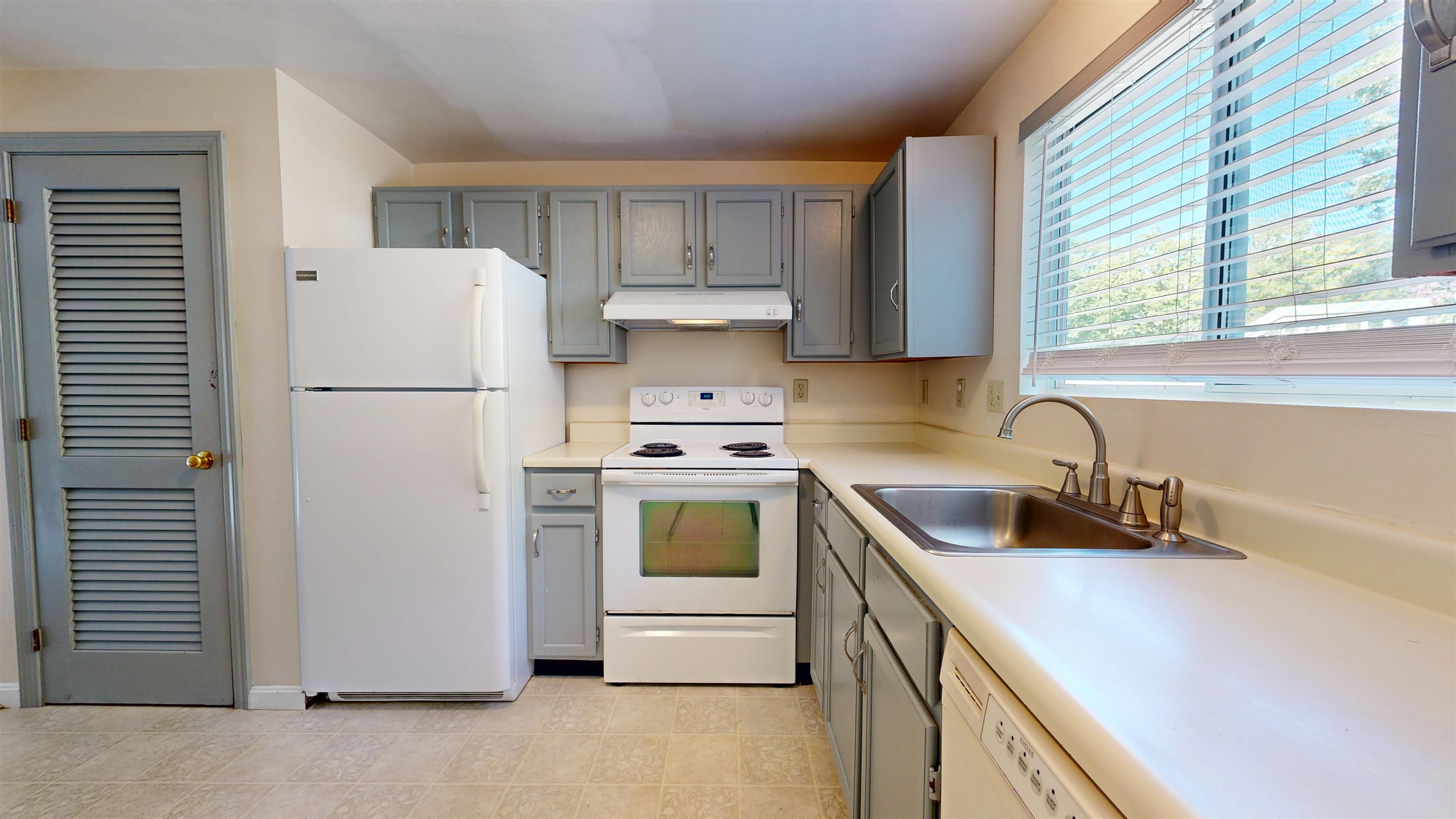 Homes for sale in York, ME | 801 Us Rt 1 #K-3, York, ME 03904 | MLS# 5063942