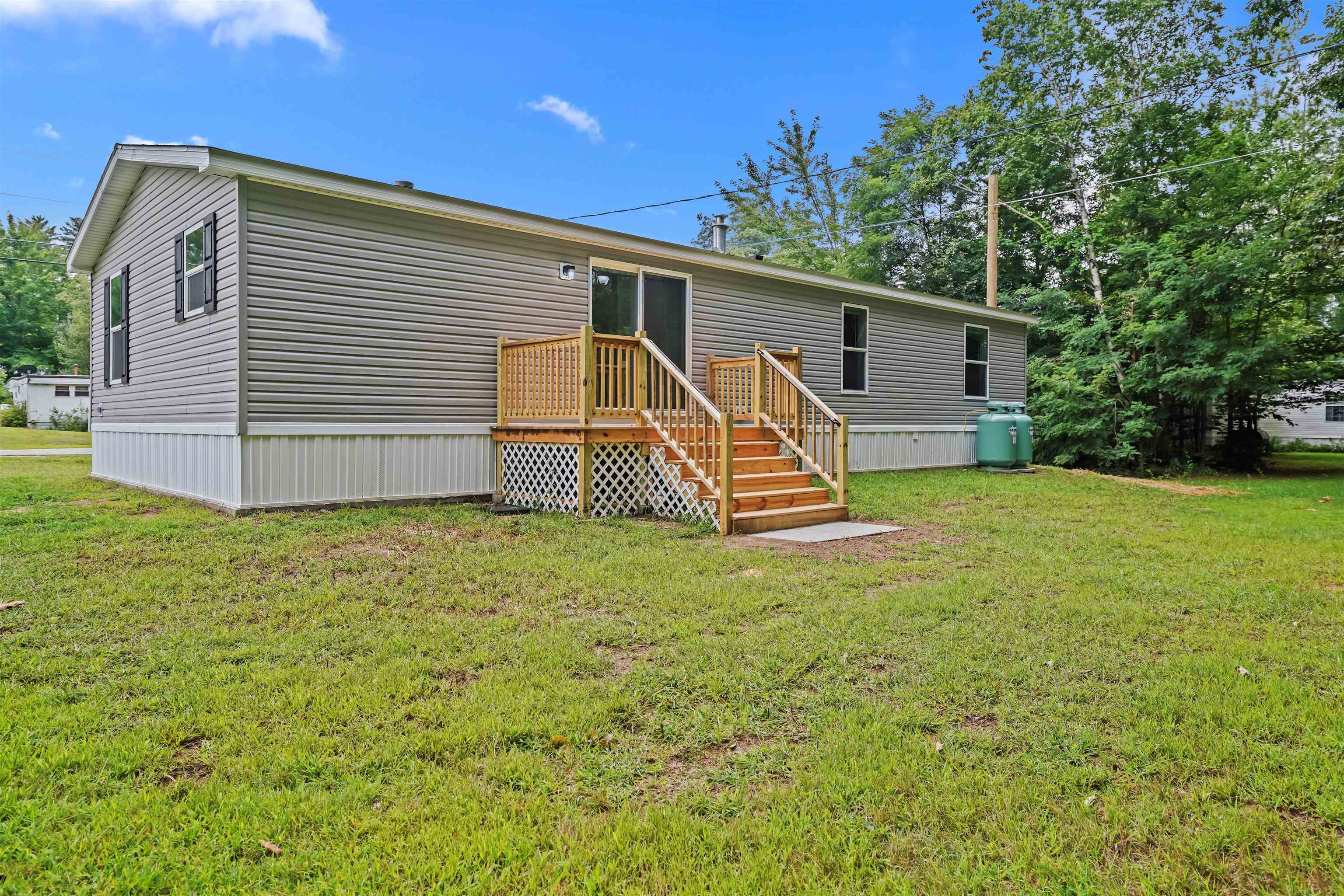 Homes for sale in Weare, NH | 174 South Stark Hwy #23, Weare, NH 03281 | MLS# 5064181