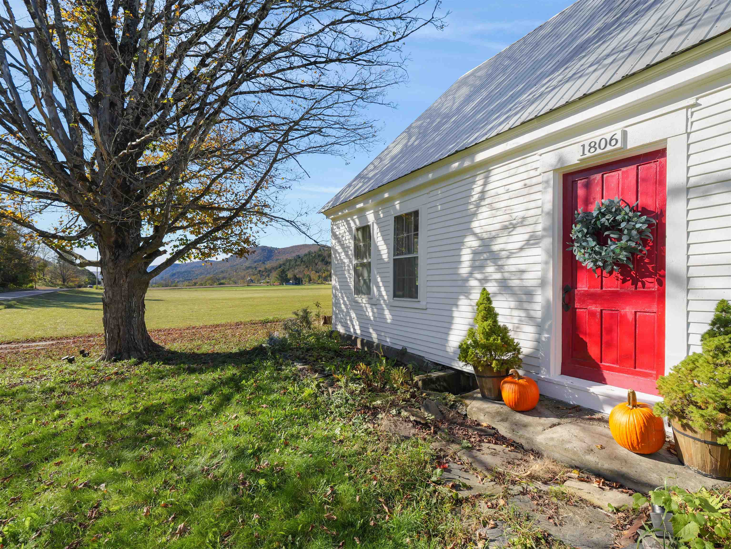 Homes for sale in Rochester, VT | 1806 Route 100 South, Rochester, VT 05767 | MLS# 5064349