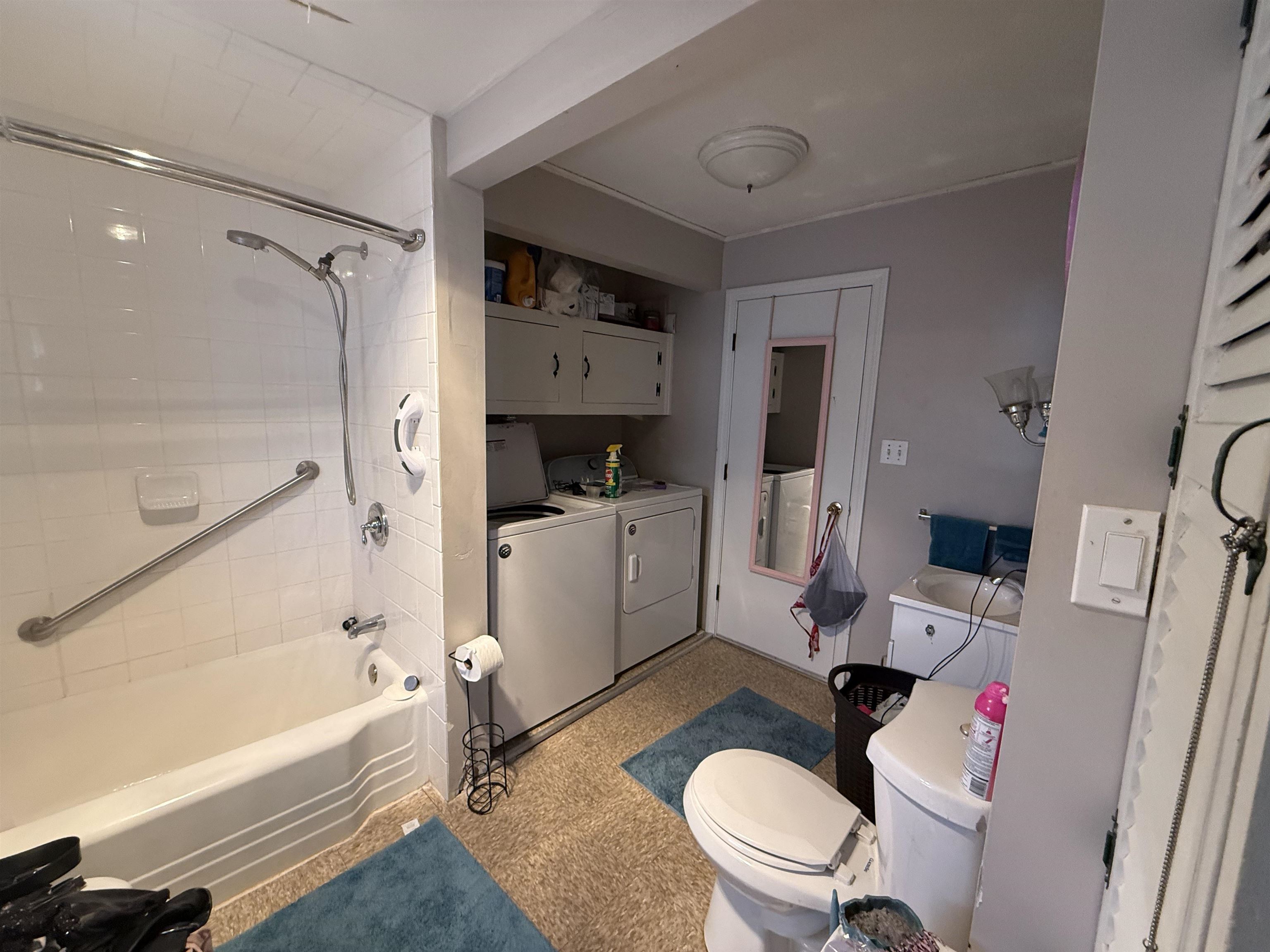 Homes for sale in Manchester, NH | 61 Prospect St, Manchester, NH 03104 | MLS# 5064358