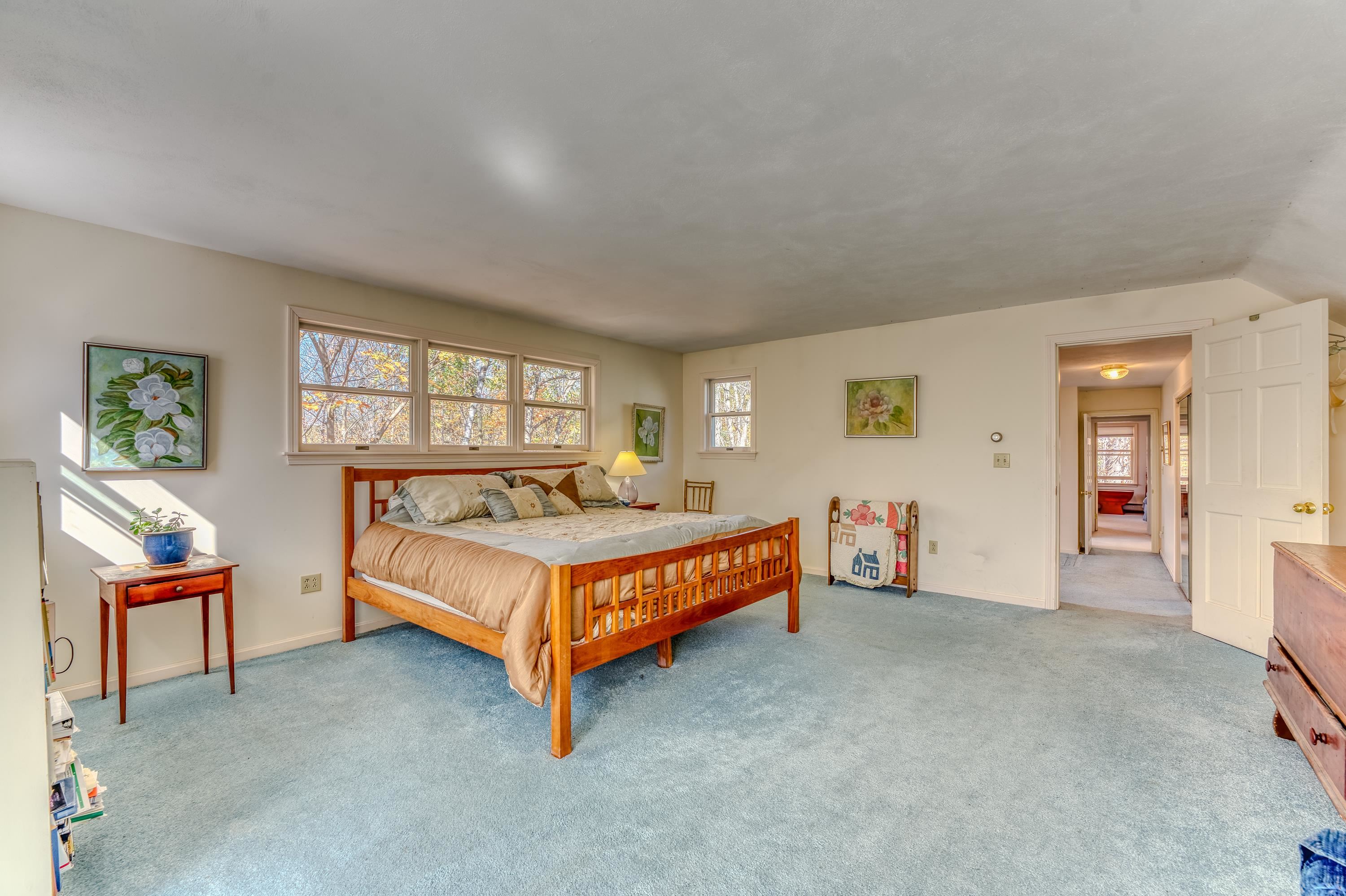 637 Wallace Hill Rd, Franconia, NH 03580