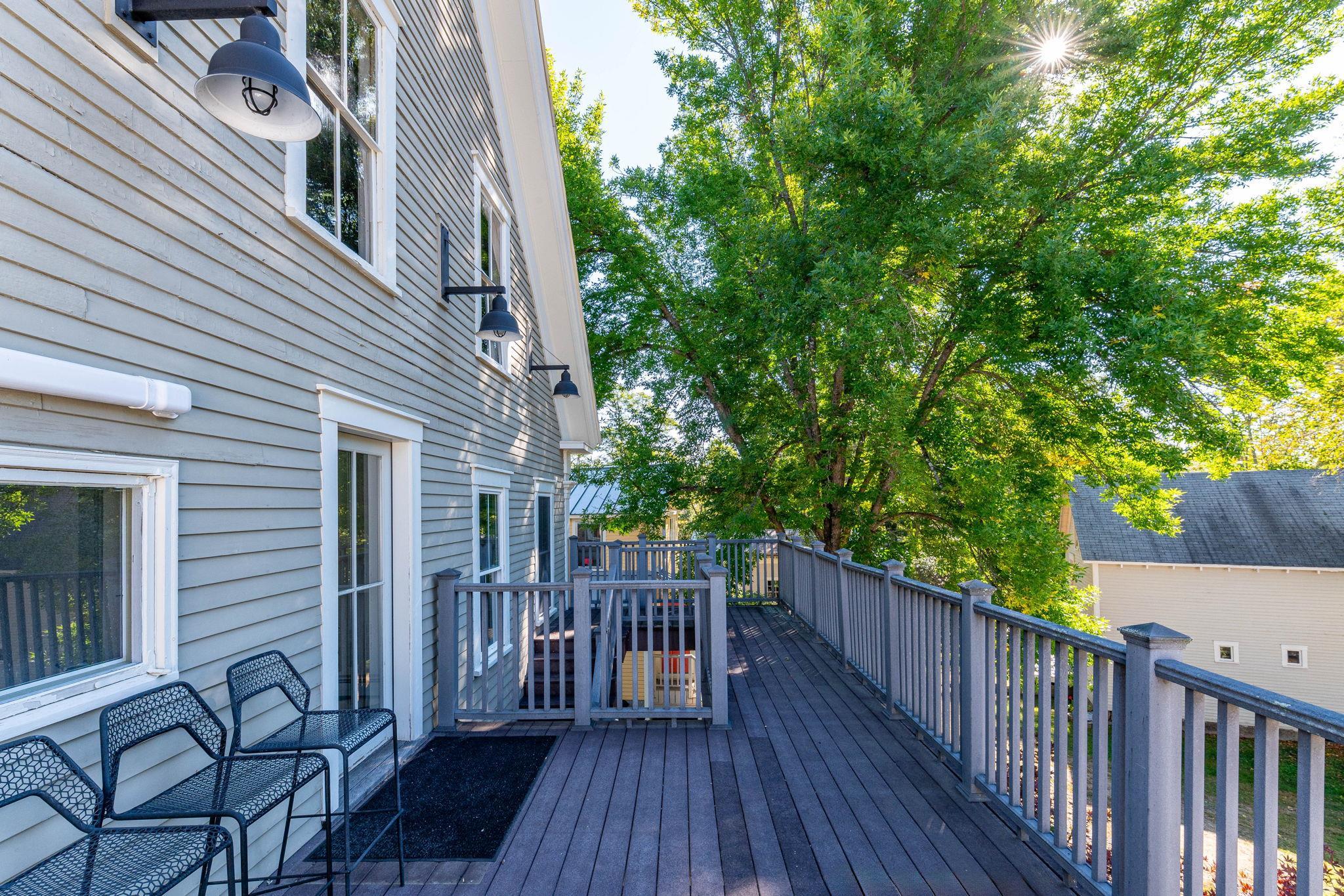 85 Main St, Tamworth, NH 03886