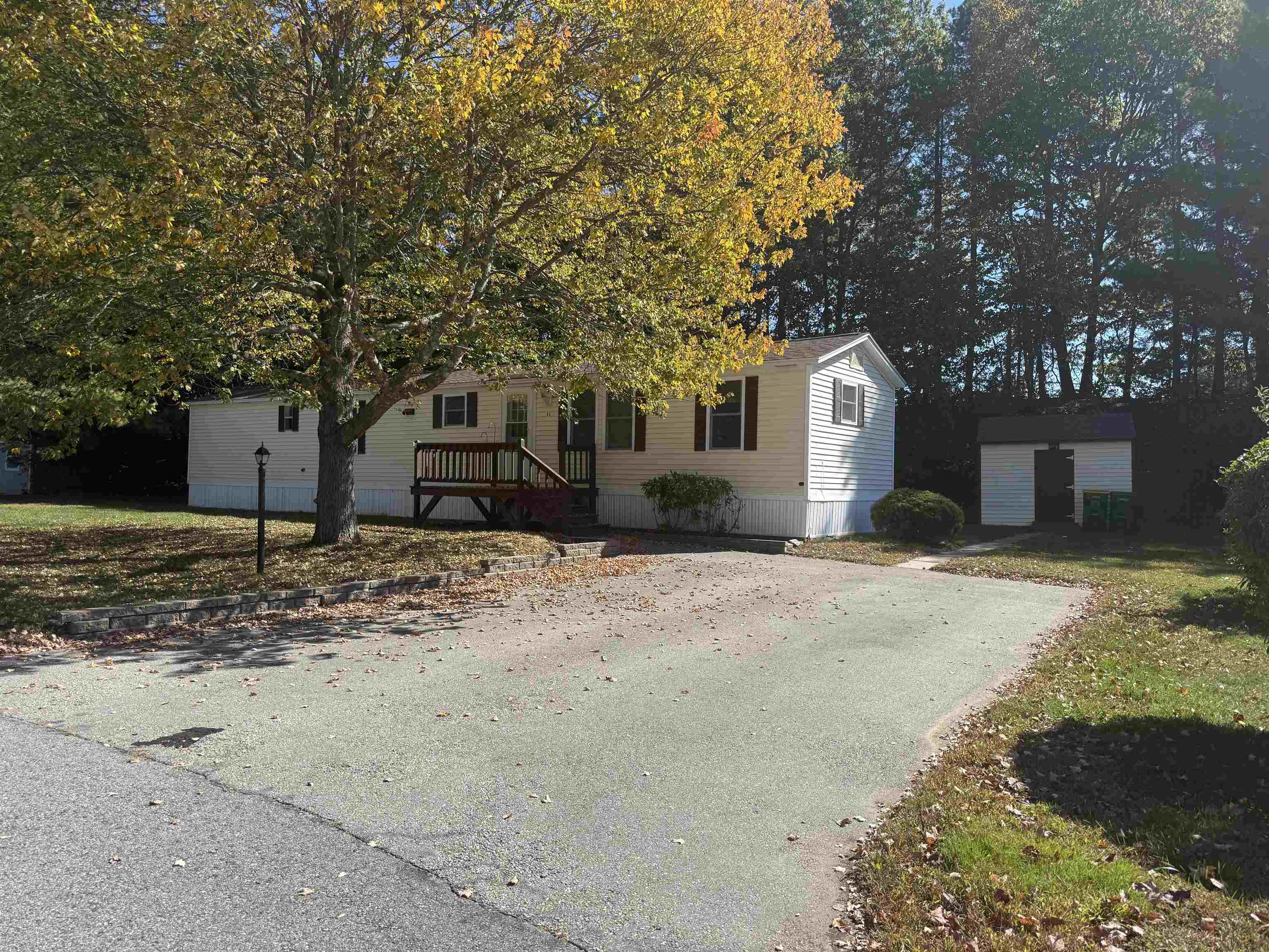 Homes for sale in North Hampton, NH | 11 Stone Ledge Rd, North Hampton, NH 01062 | MLS# 5064460