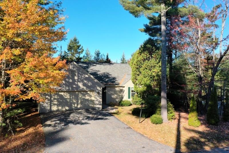 NEW LONDON NH Home for sale $$599,000 | $298 per sq.ft.