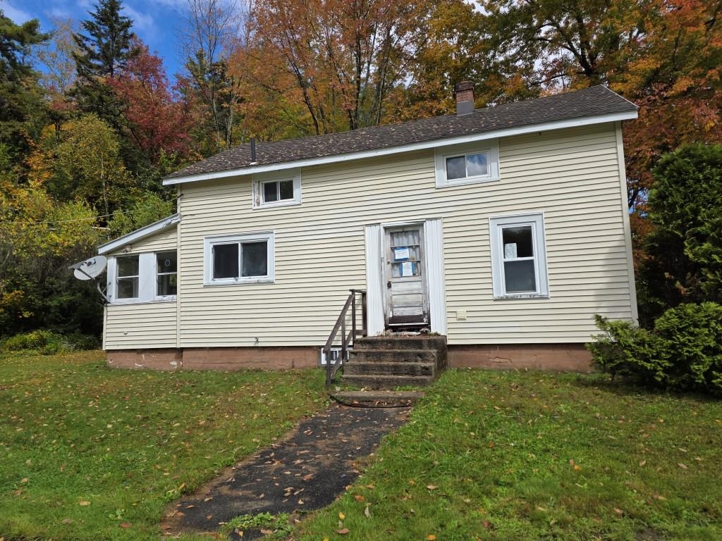 Homes for sale in Stamford, VT | 4697 Main Rd, Stamford, VT 05352 | MLS# 5064497