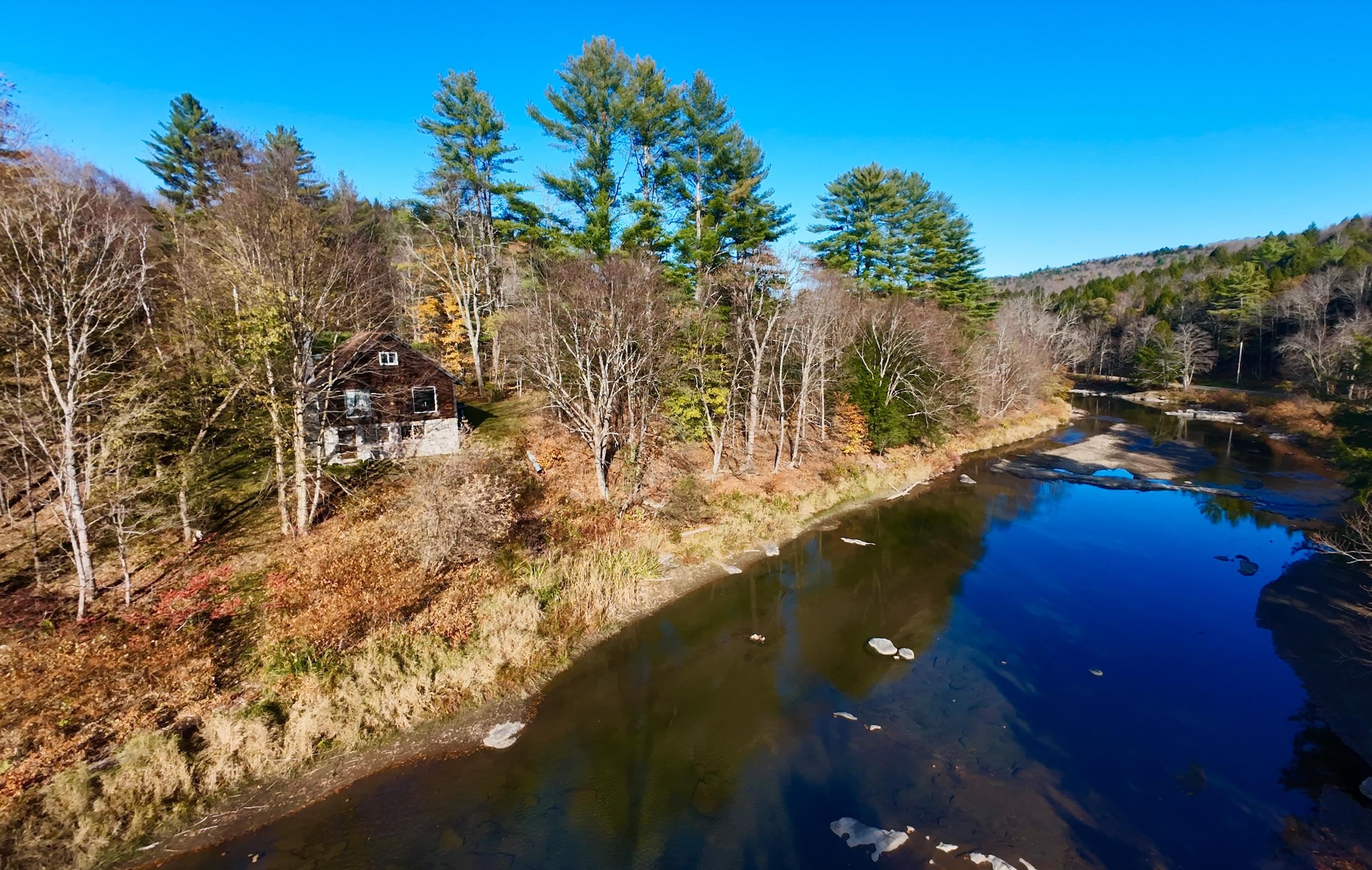 Moretown VT Home for sale $$400,000 $189 per sq.ft.