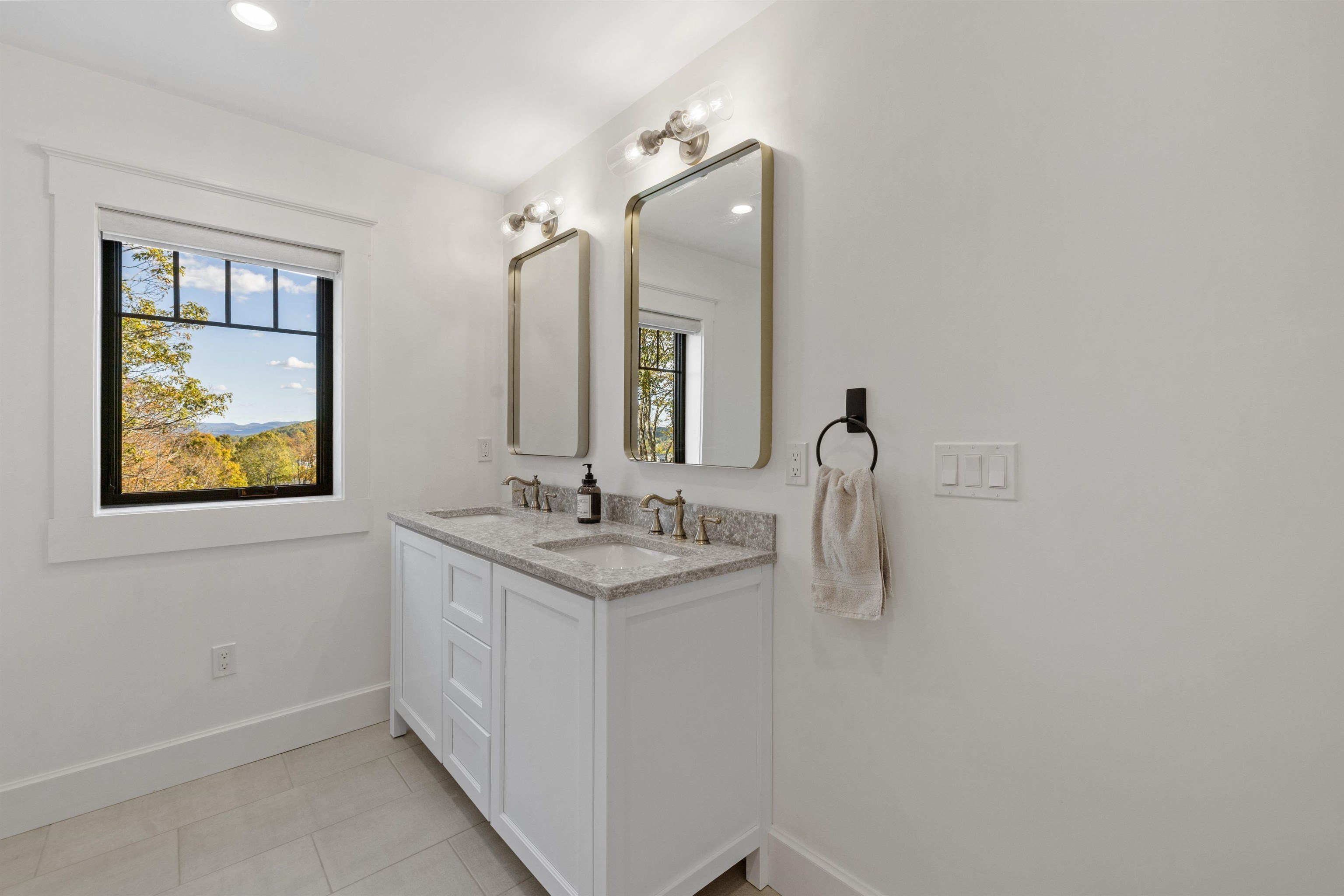 MLS #5064572 image #44