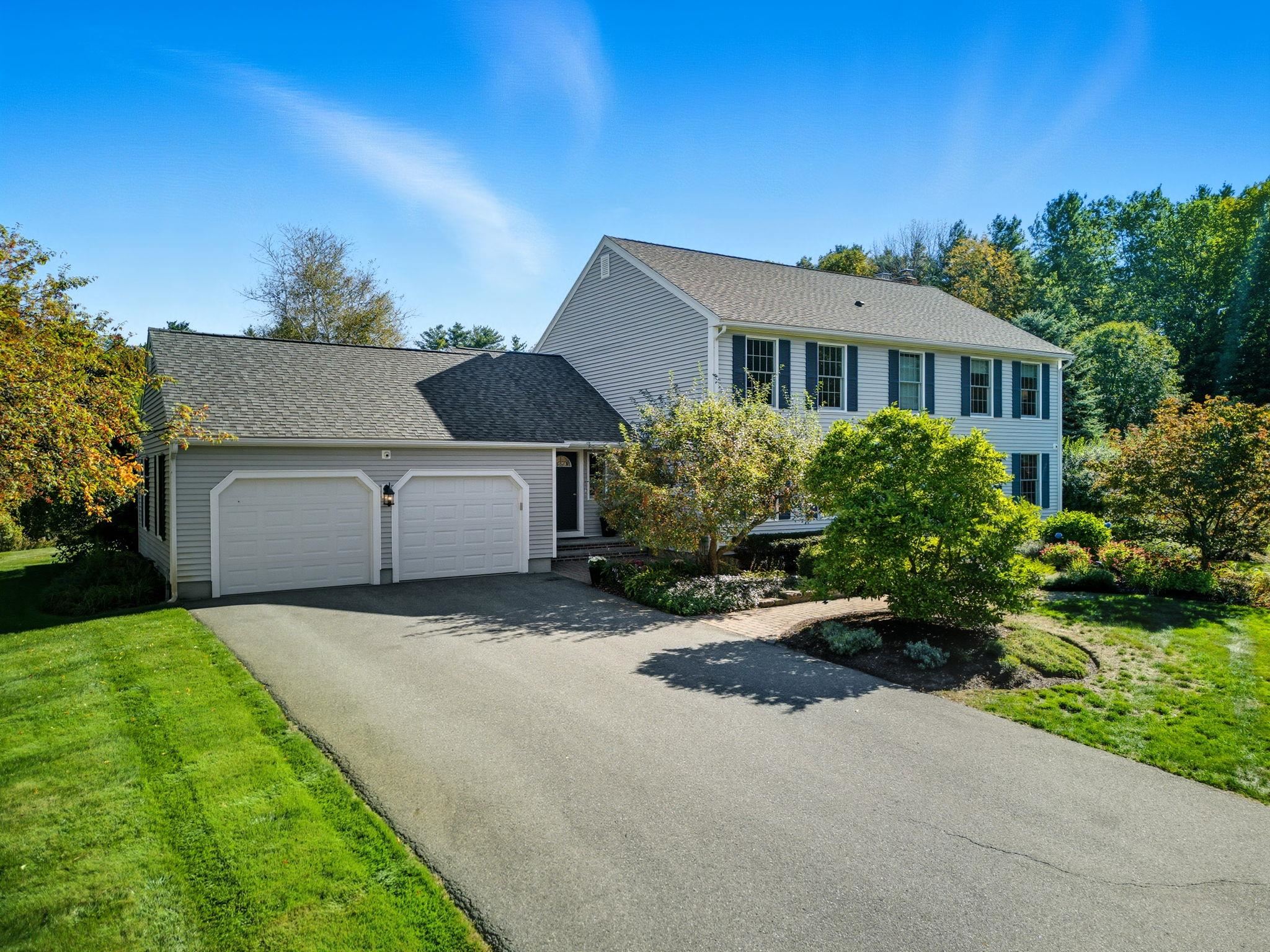 Homes for sale in Windham, NH | 7 Camelot Rd, Windham, NH 03087 | MLS# 5064616