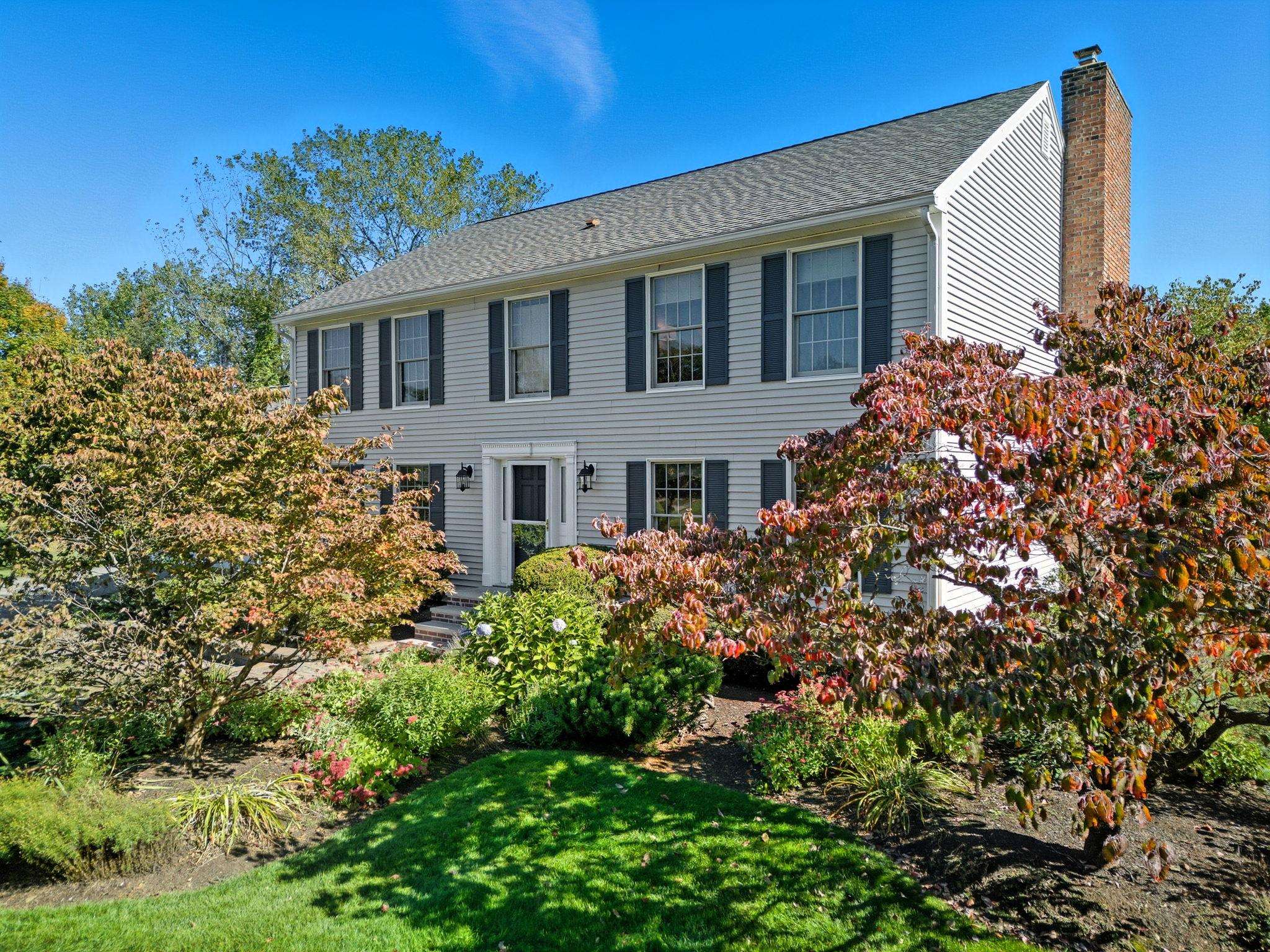 Homes for sale in Windham, NH | 7 Camelot Rd, Windham, NH 03087 | MLS# 5064616