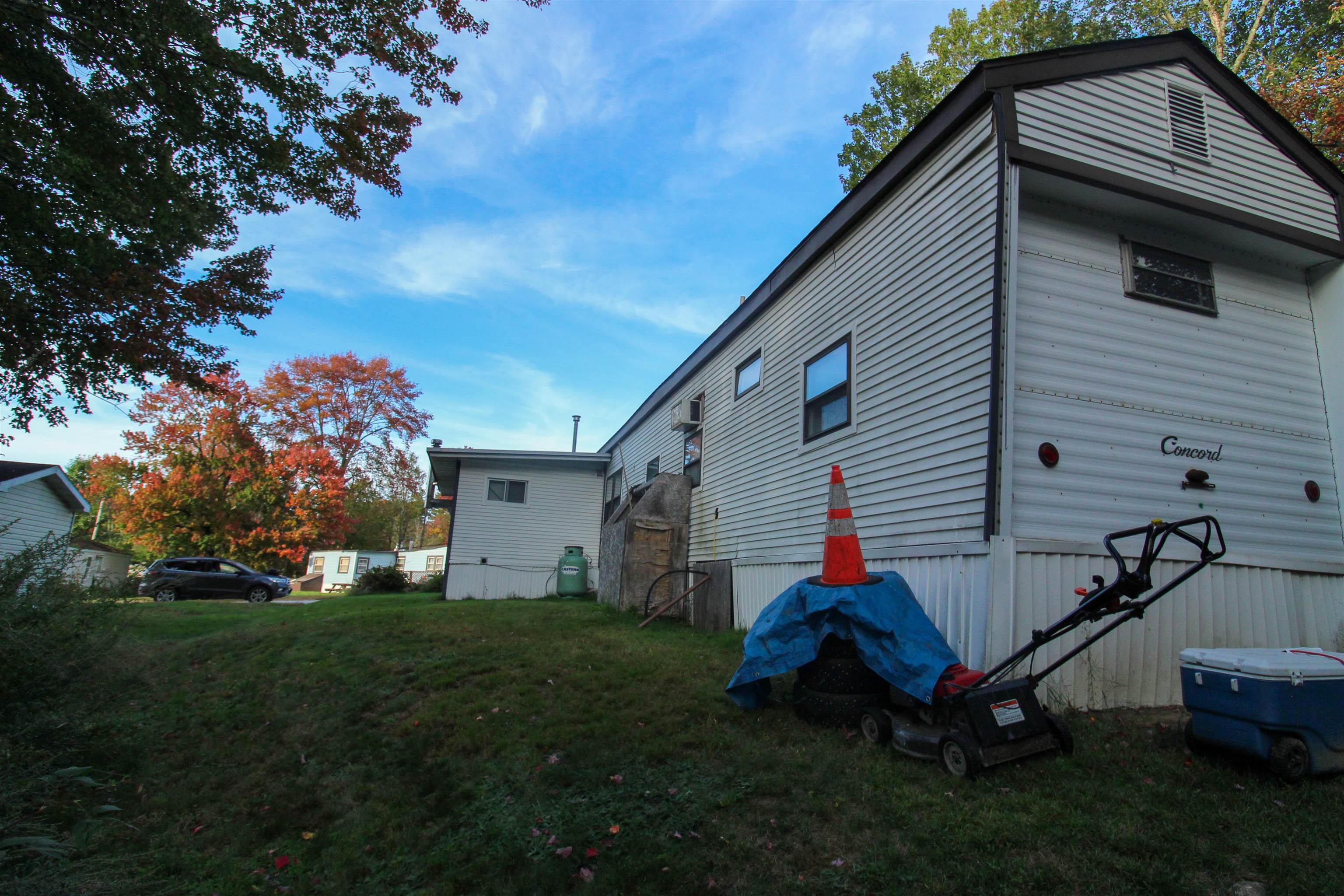 5 Catamount Hill Dr, Allenstown, NH 03275