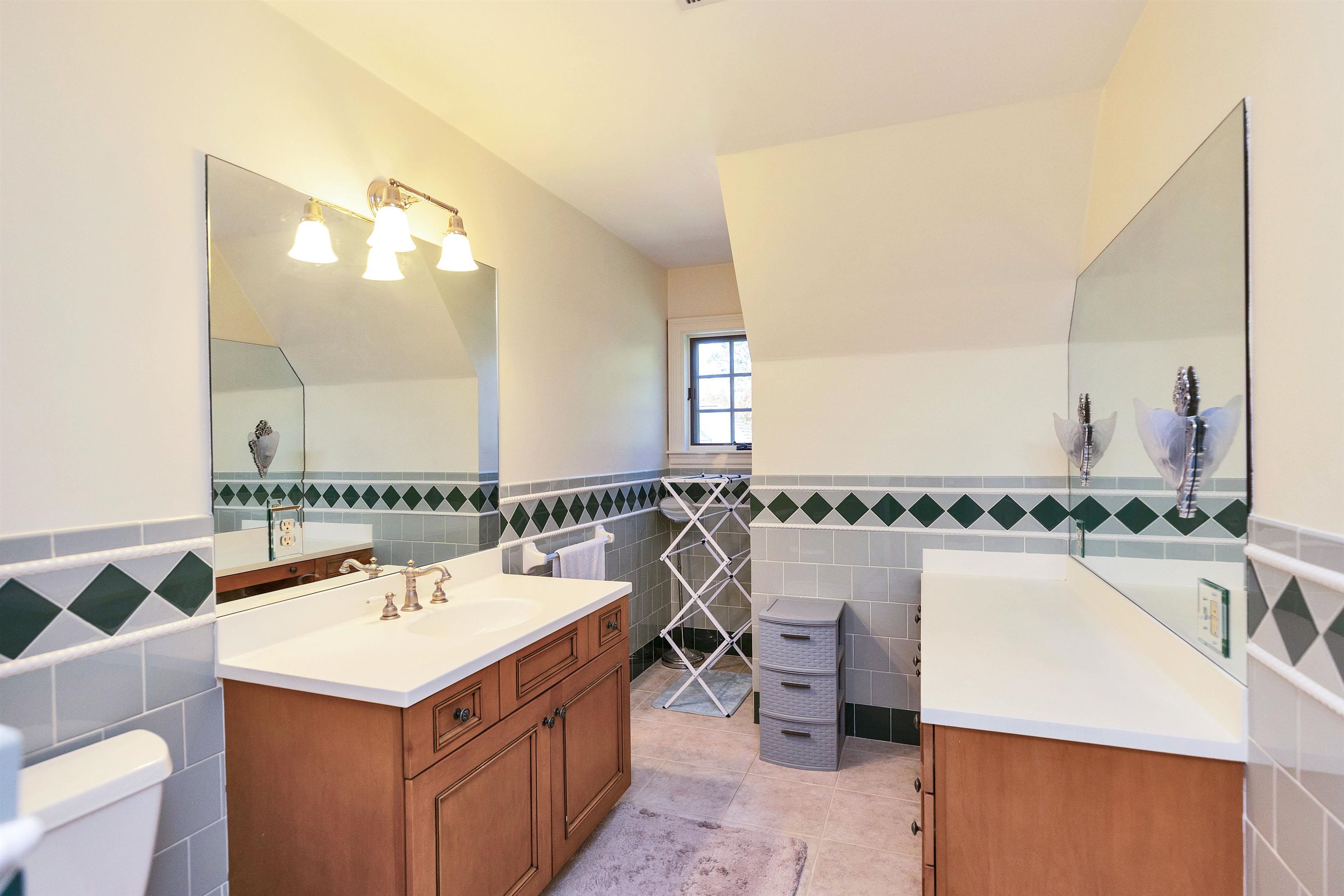 59 Westview Dr, Peterborough, NH 03458