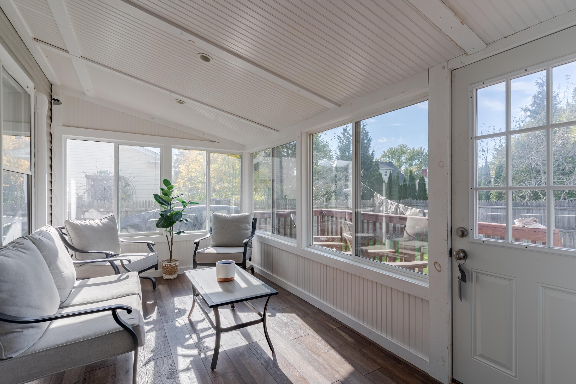 1 Farrington St, Rochester, NH 03867