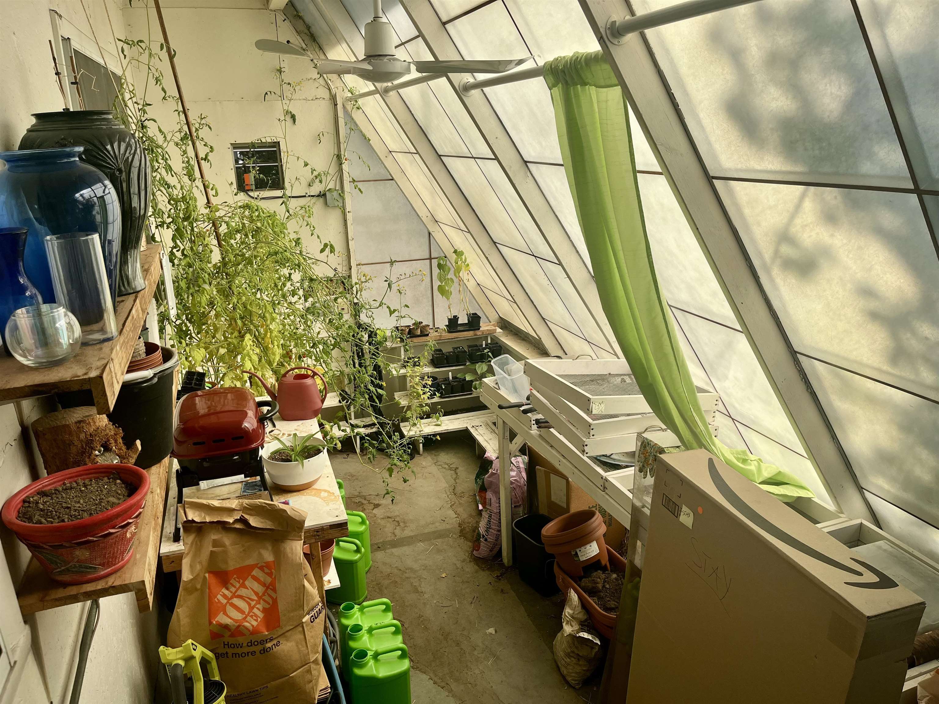 Homes for sale in Manchester, NH | 883 Union St, Manchester, NH 03104 | MLS# 5064859