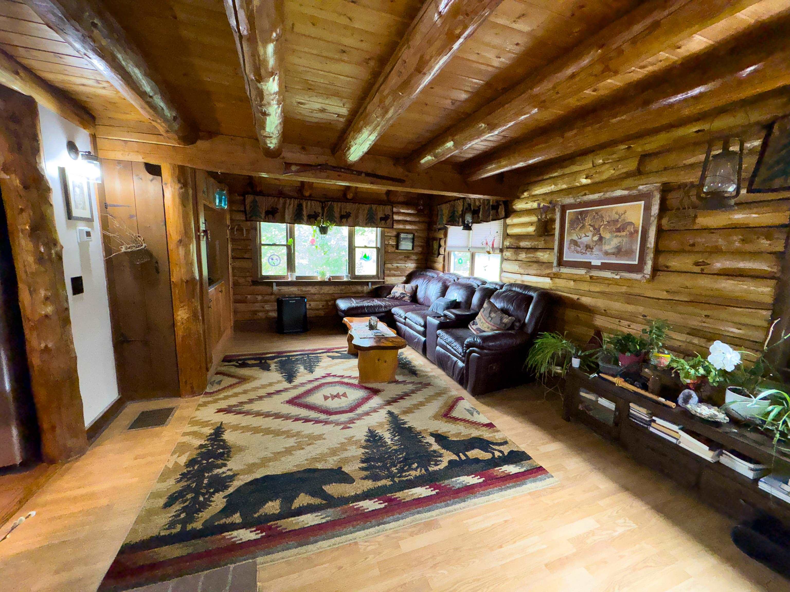 10 Duval Rd, Dalton, NH 03598