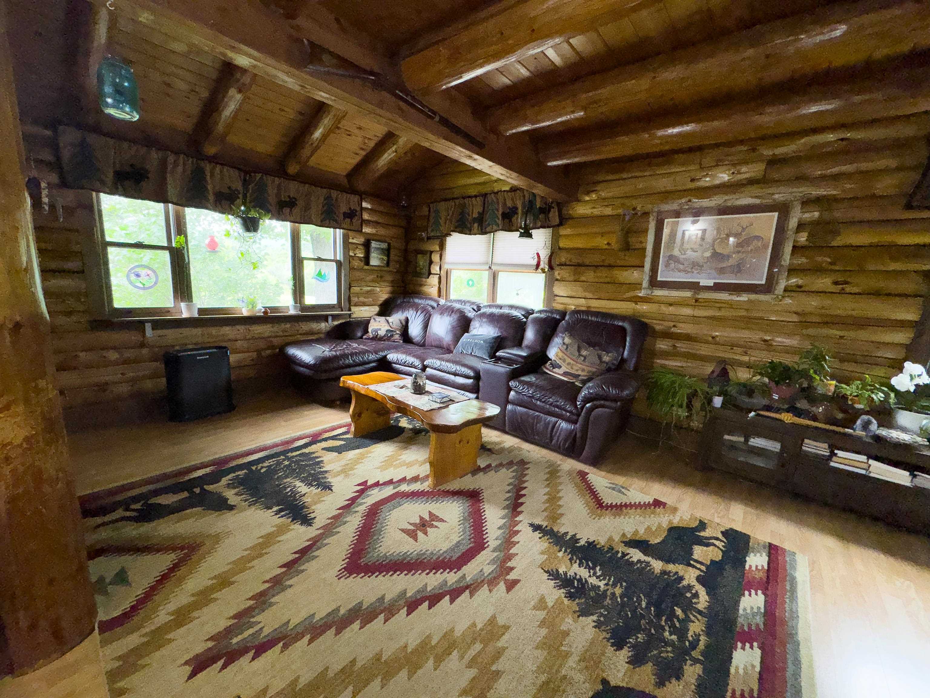 10 Duval Rd, Dalton, NH 03598