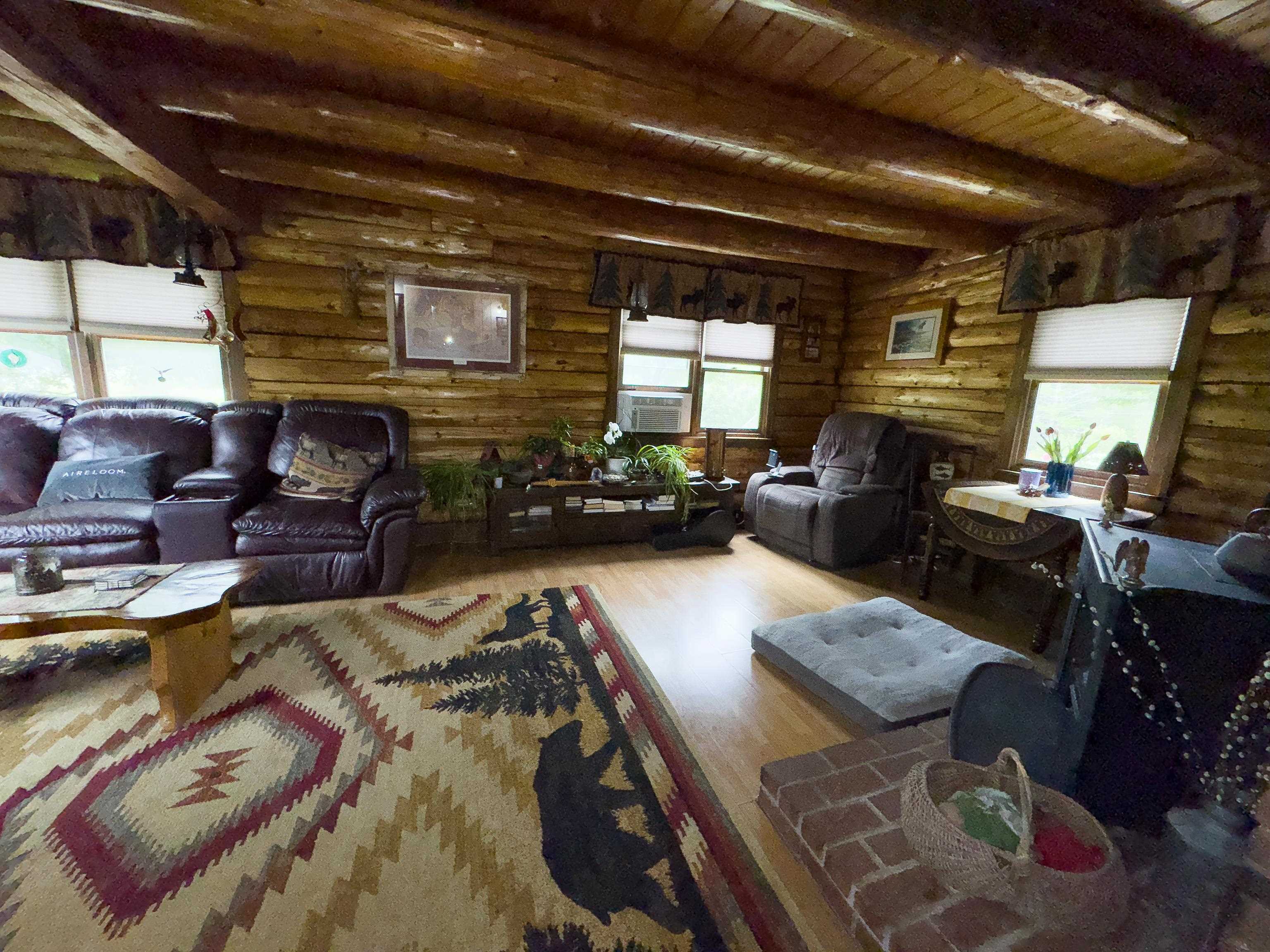 10 Duval Rd, Dalton, NH 03598