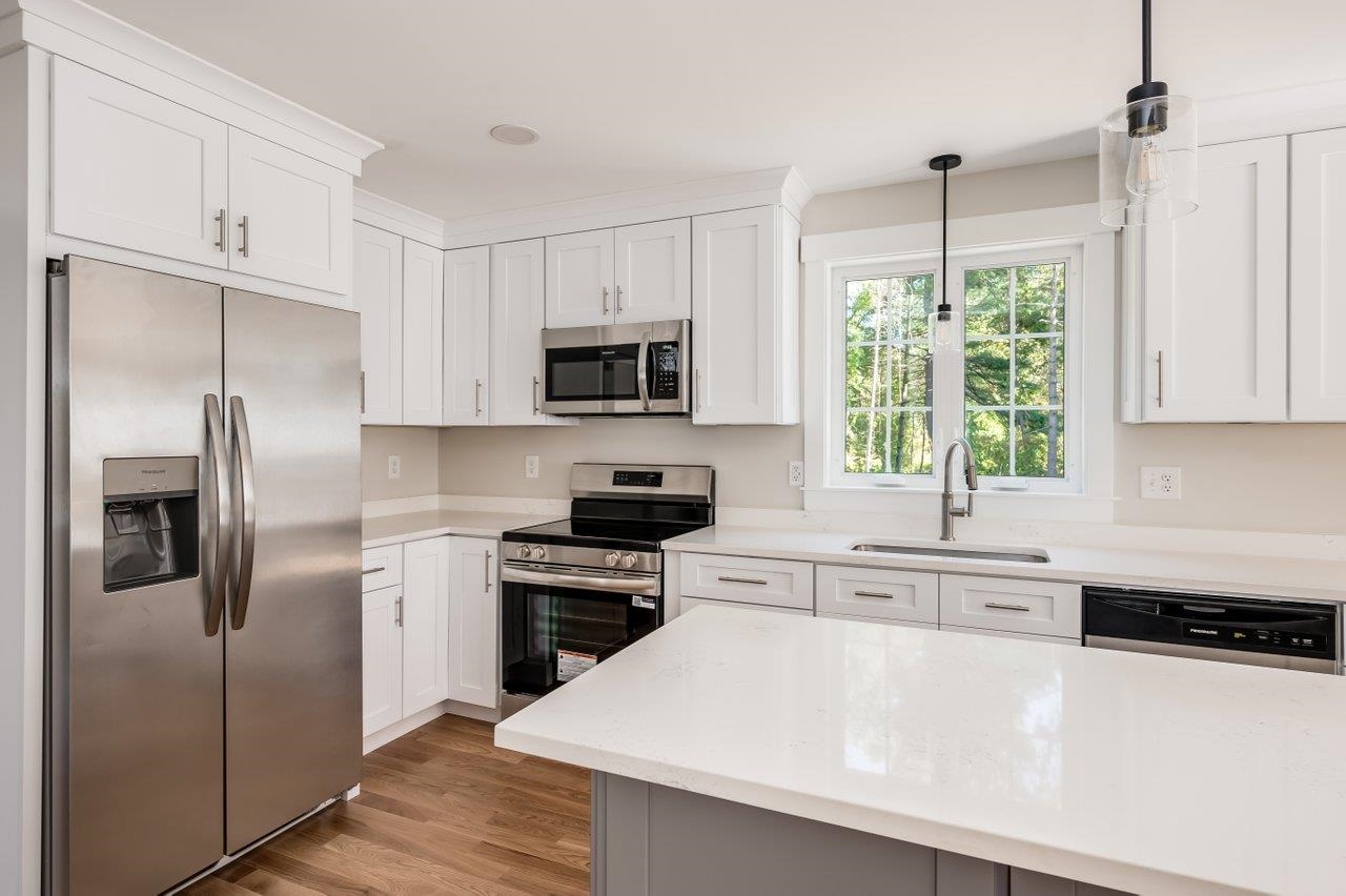 Homes for sale in Manchester, NH | 4243 Brown Ave, Manchester, NH 03103 | MLS# 5064922