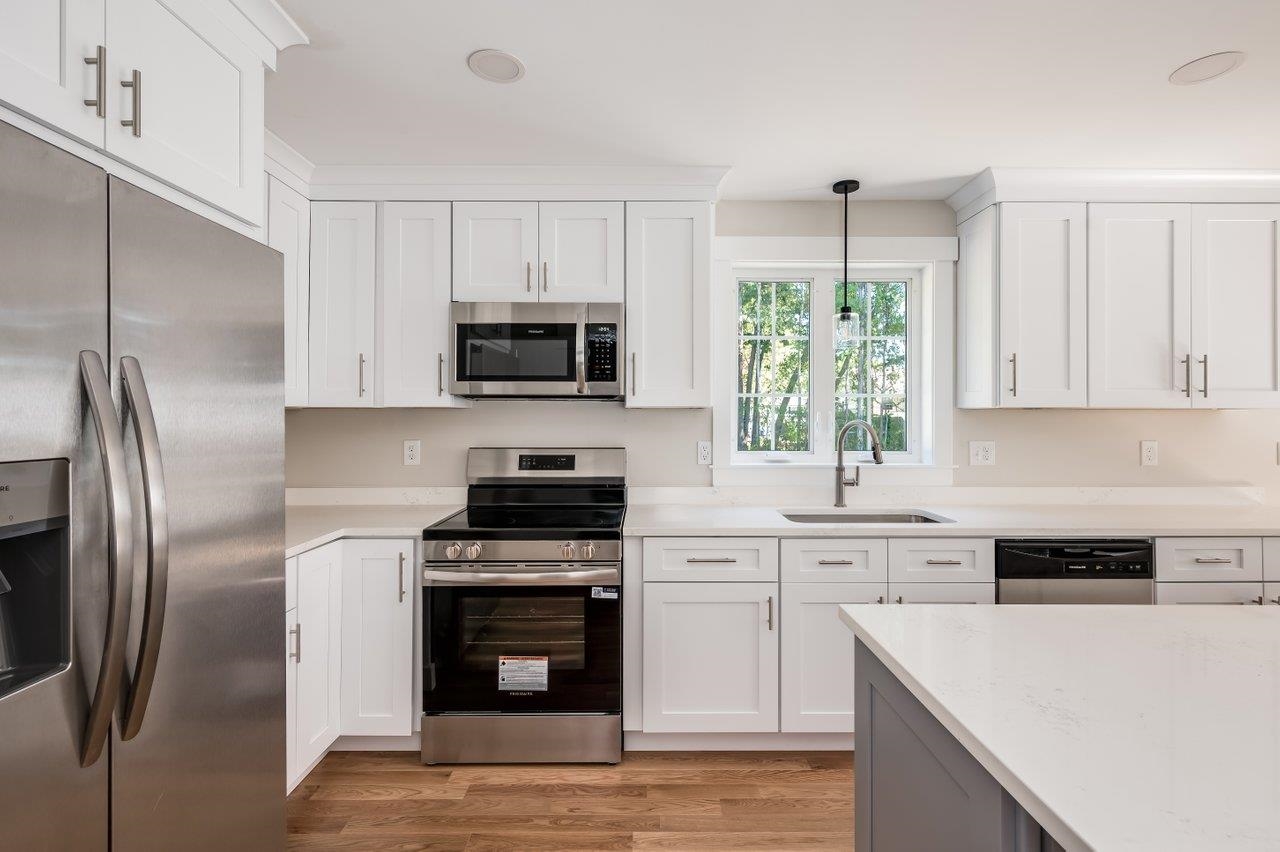 Homes for sale in Manchester, NH | 4243 Brown Ave, Manchester, NH 03103 | MLS# 5064922