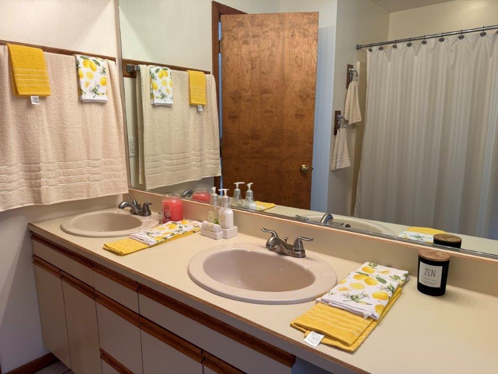 Second Floor Full Bath 24228804