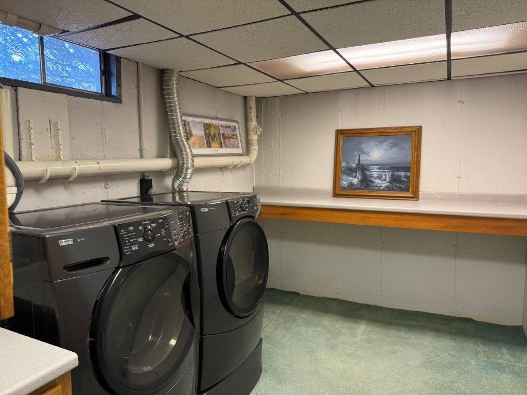 Laundry Room 24228852
