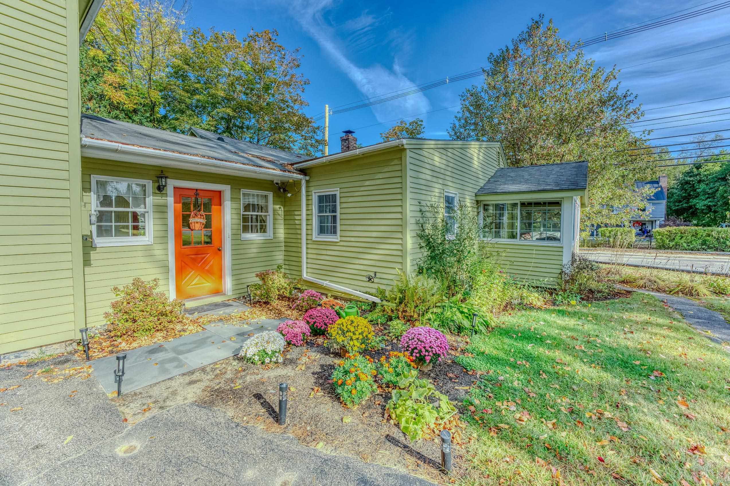 Plymouth NH Home for sale $$425,000 $224 per sq.ft.