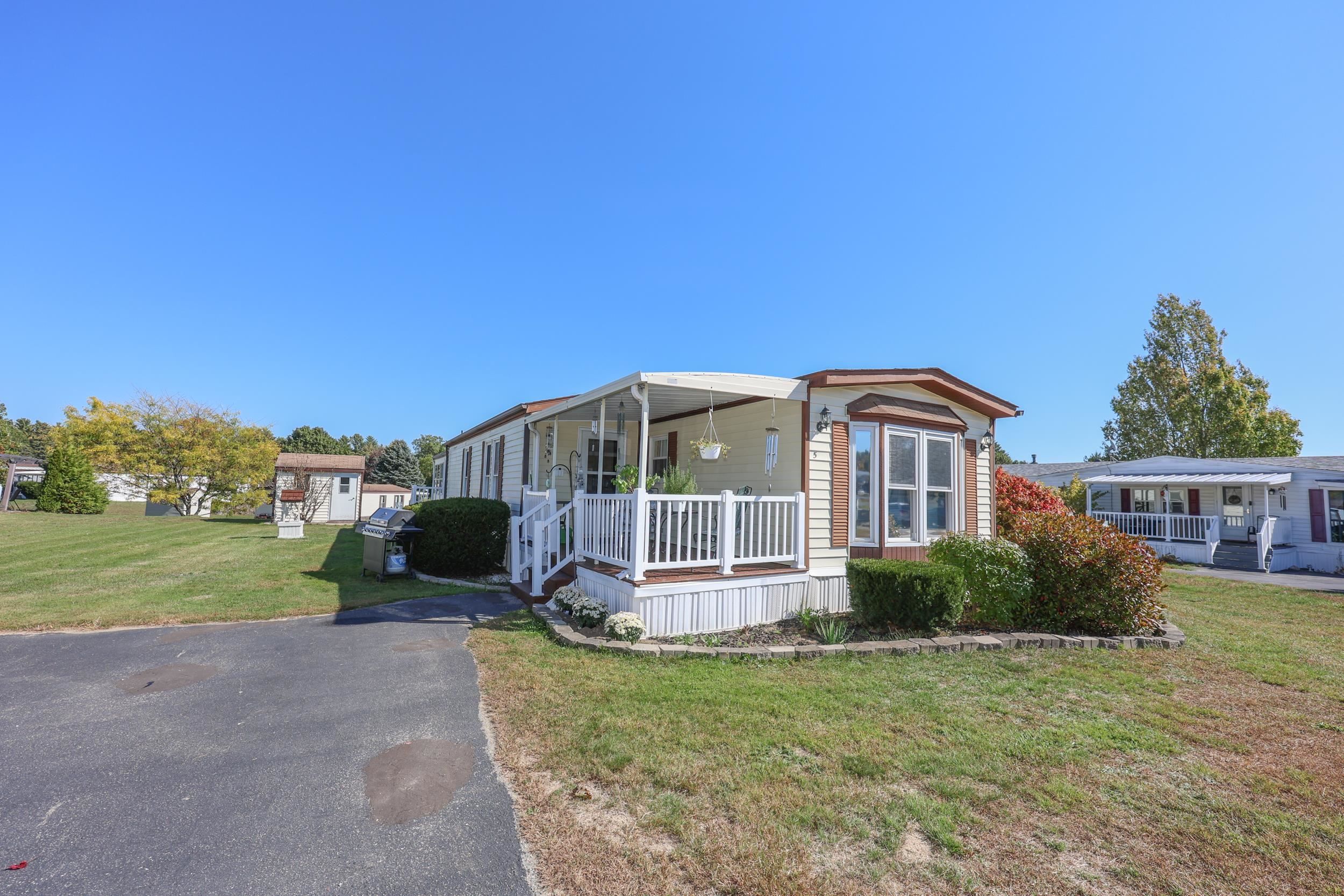 Homes for sale in Rochester, NH | 5 Monadnock Dr, Rochester, NH 03867 | MLS# 5064990