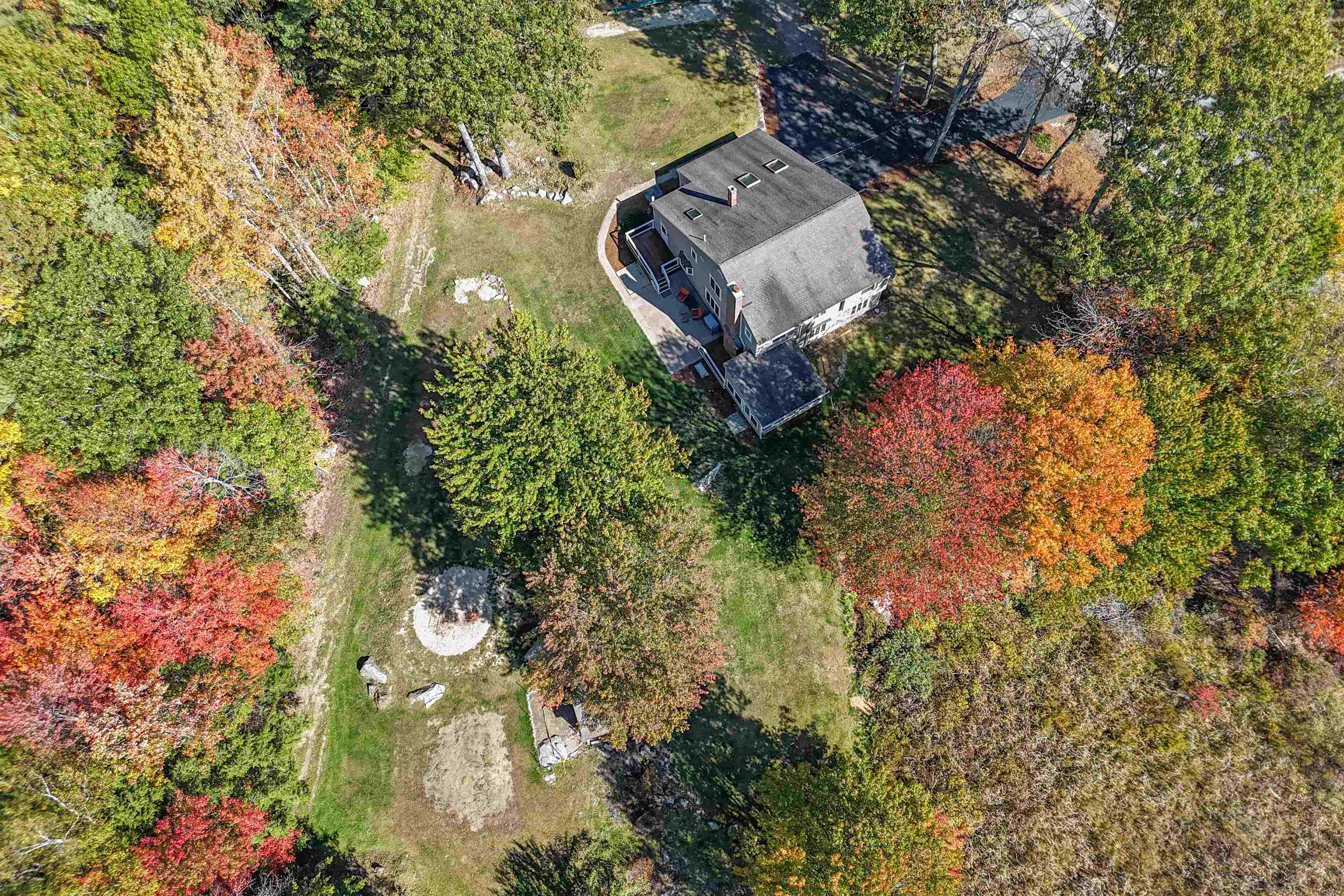 Homes for sale in New Boston, NH | 393 Chestnut Hill Rd, New Boston, NH 03070 | MLS# 5064994