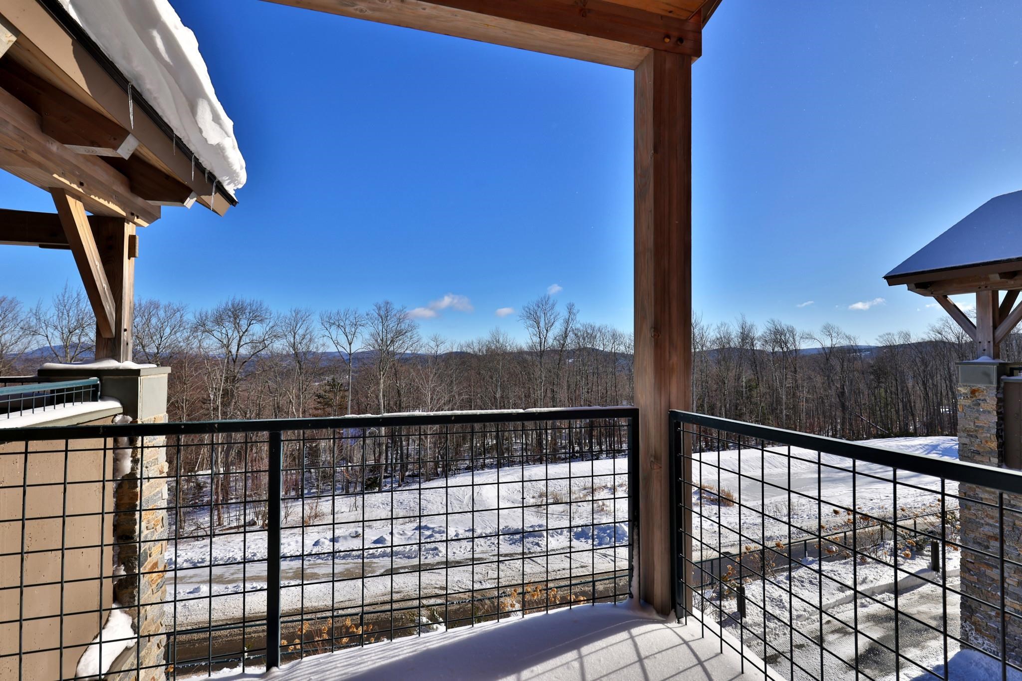 Private balcony 24245799