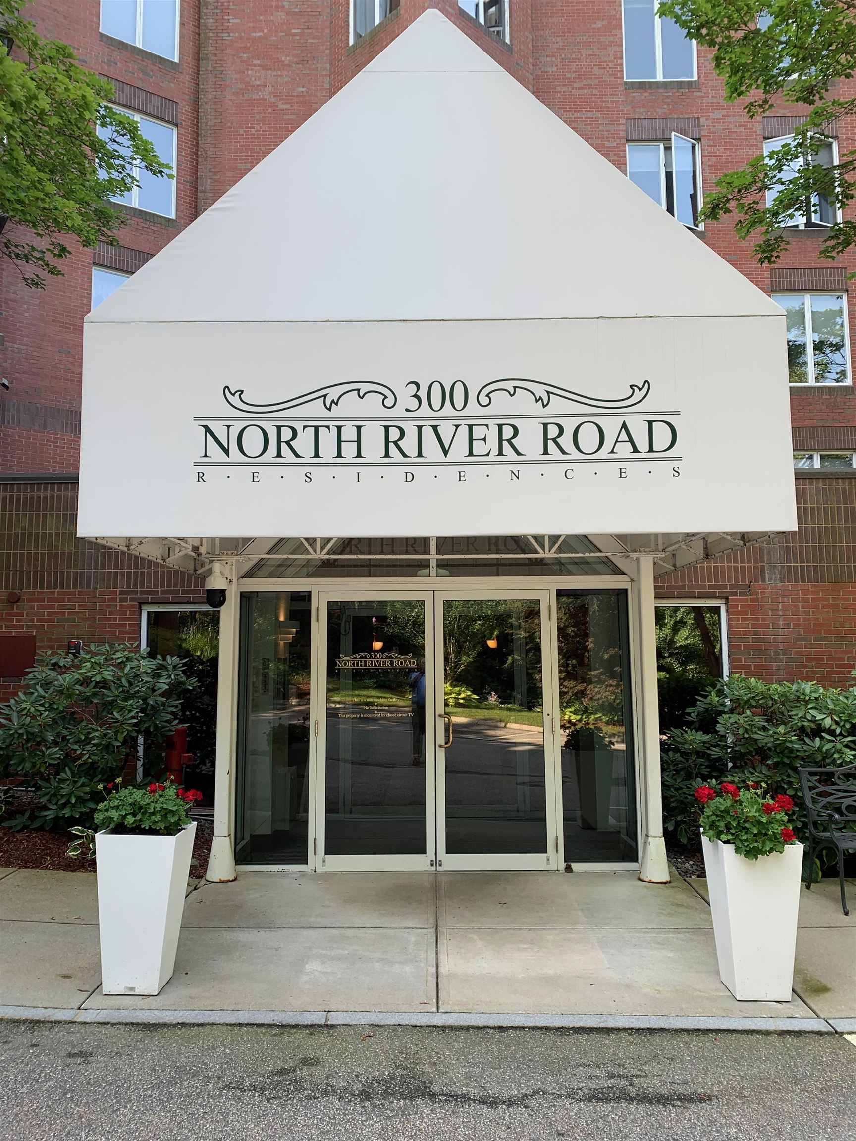 Homes for sale in Manchester, NH | 300 River Rd #407, Manchester, NH 03104 | MLS# 5065007