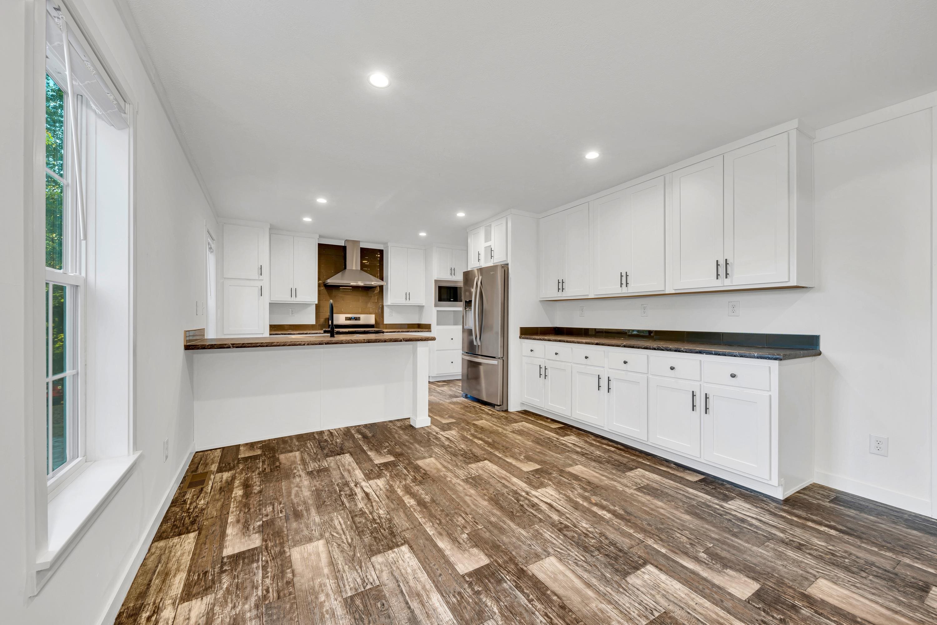 Homes for sale in Rochester, NH | 6 Gina Dr, Rochester, NH 03867 | MLS# 5065012