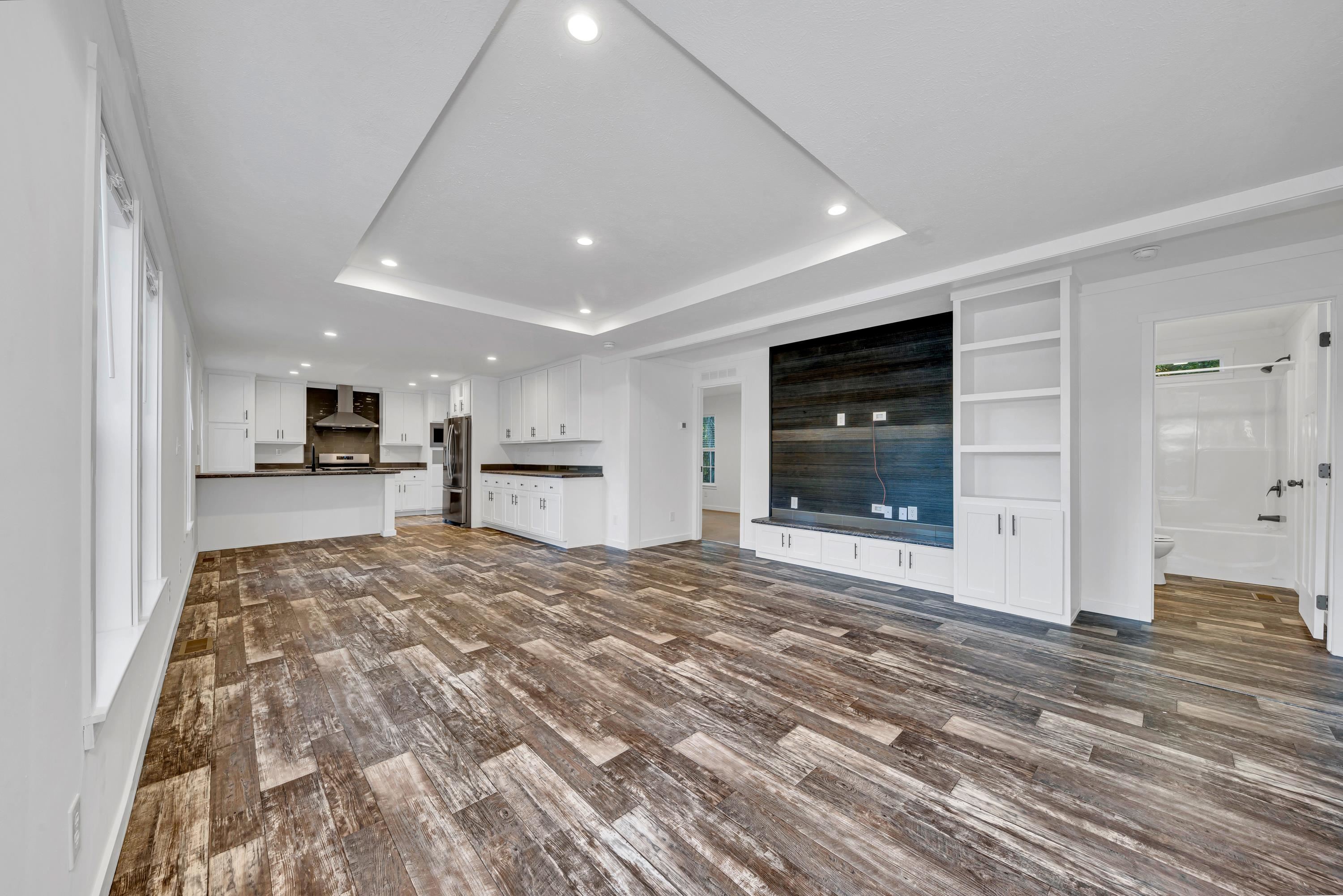 Homes for sale in Rochester, NH | 6 Gina Dr, Rochester, NH 03867 | MLS# 5065012