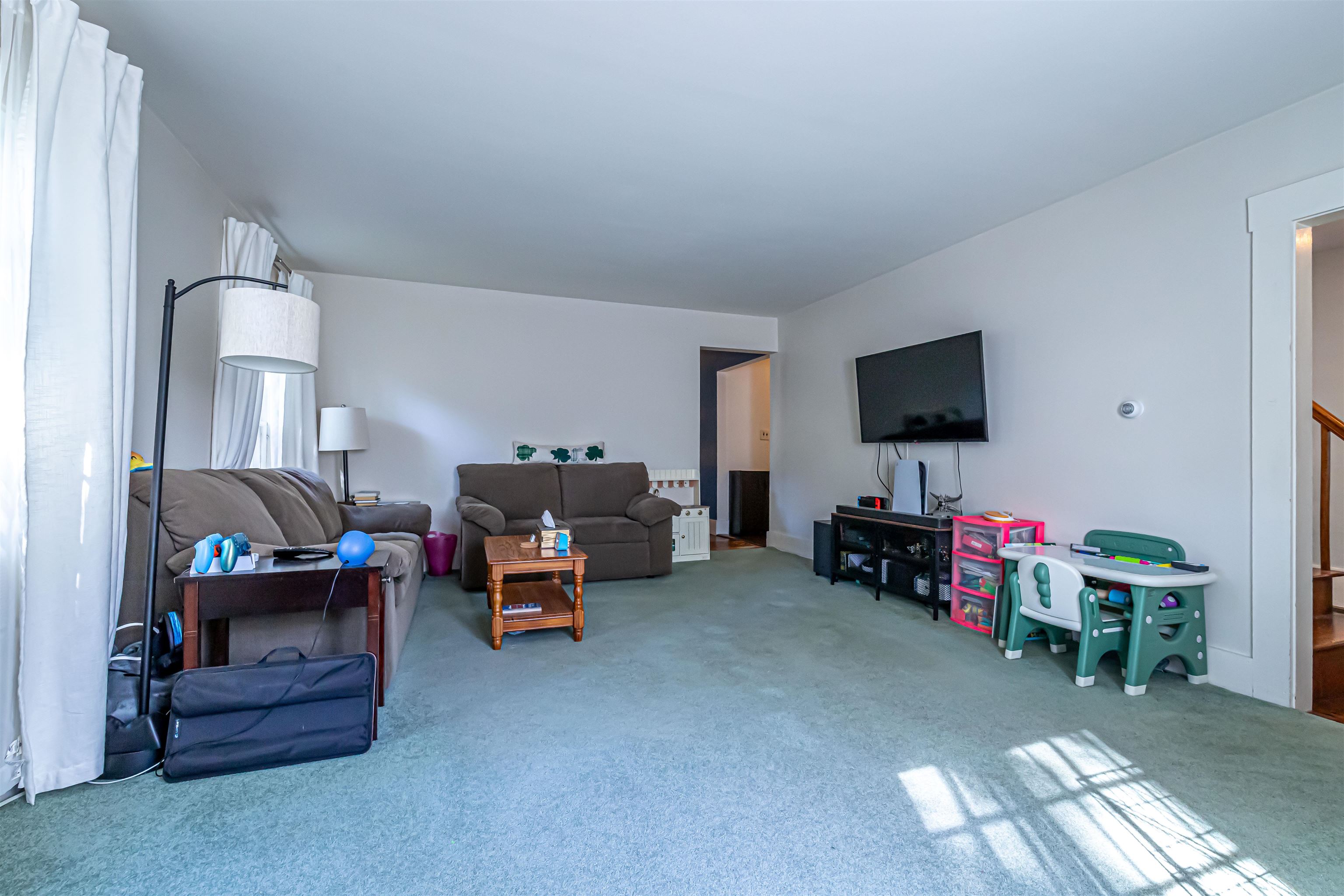 41 School St, Warner, NH 03278