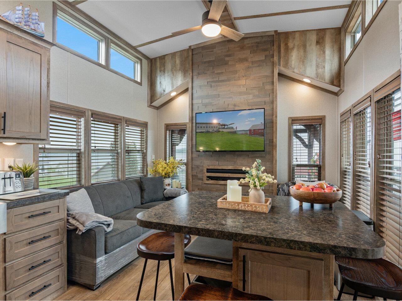 Homes for sale in South Hero, VT | 2 Angler Ln, South Hero, VT 05486 | MLS# 5065074