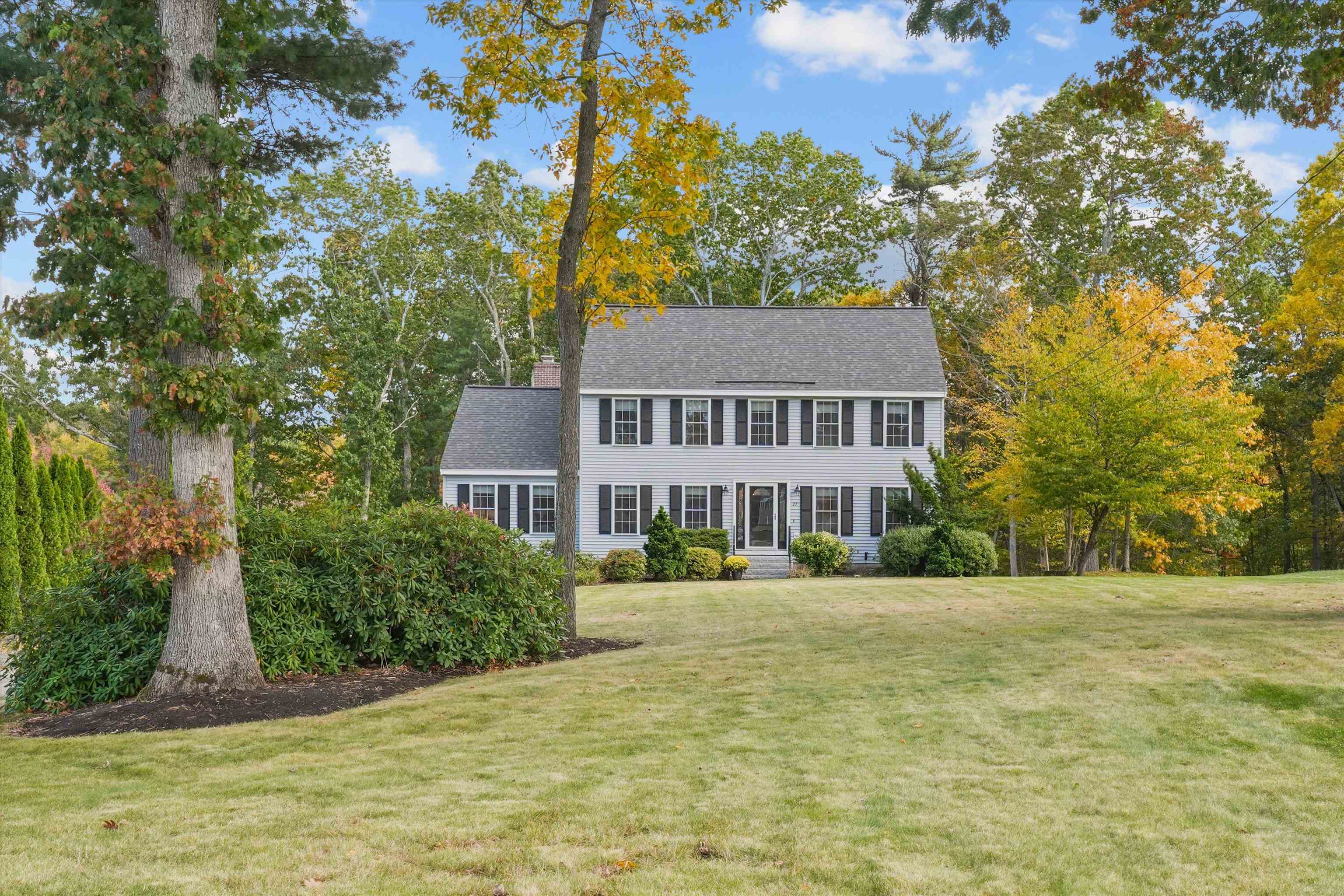 Homes for sale in Atkinson, NH | 27 Village Dr, Atkinson, NH 03811 | MLS# 5065096