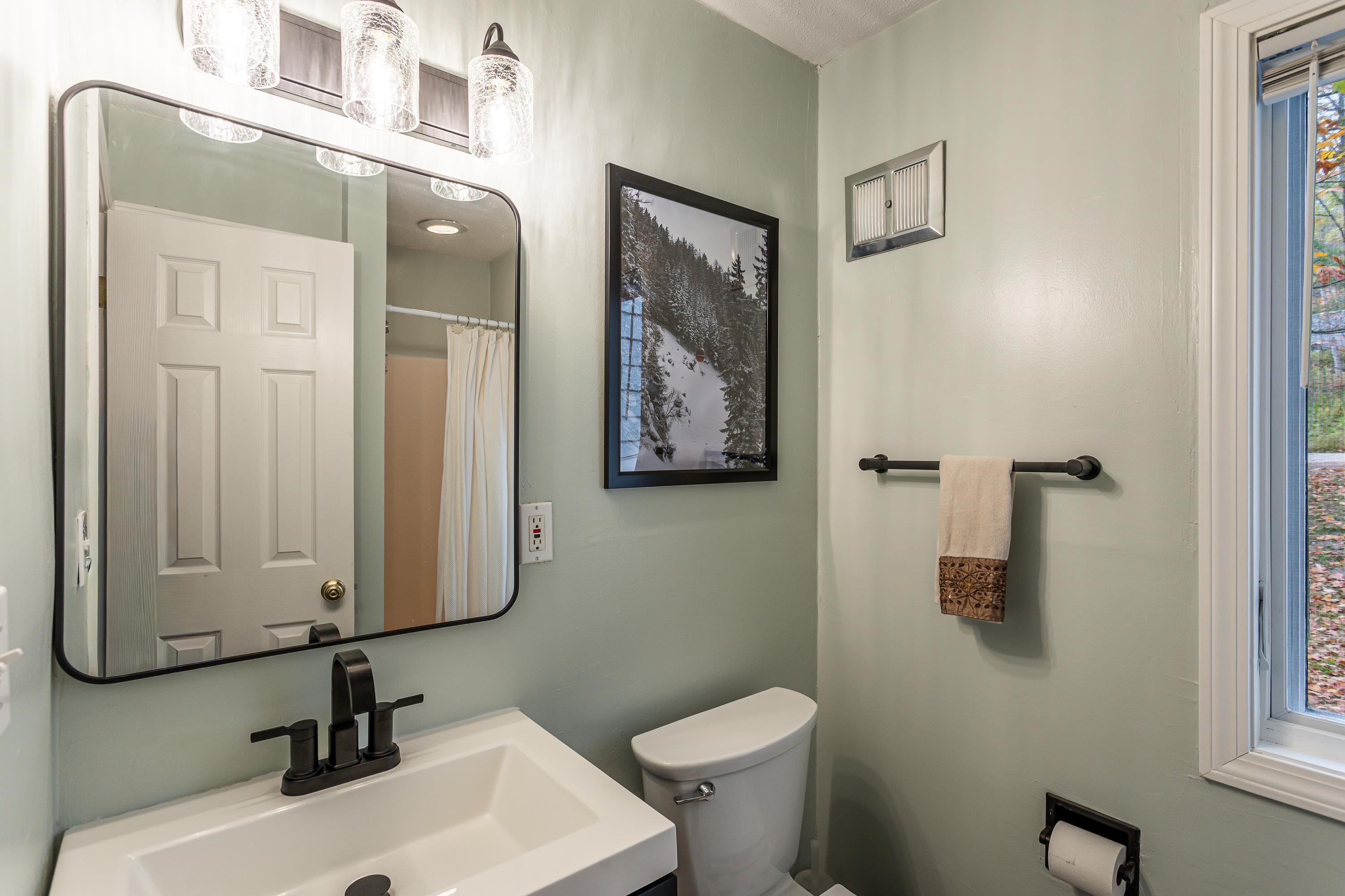 Remodeled Bathroom on Main Floor 24248257