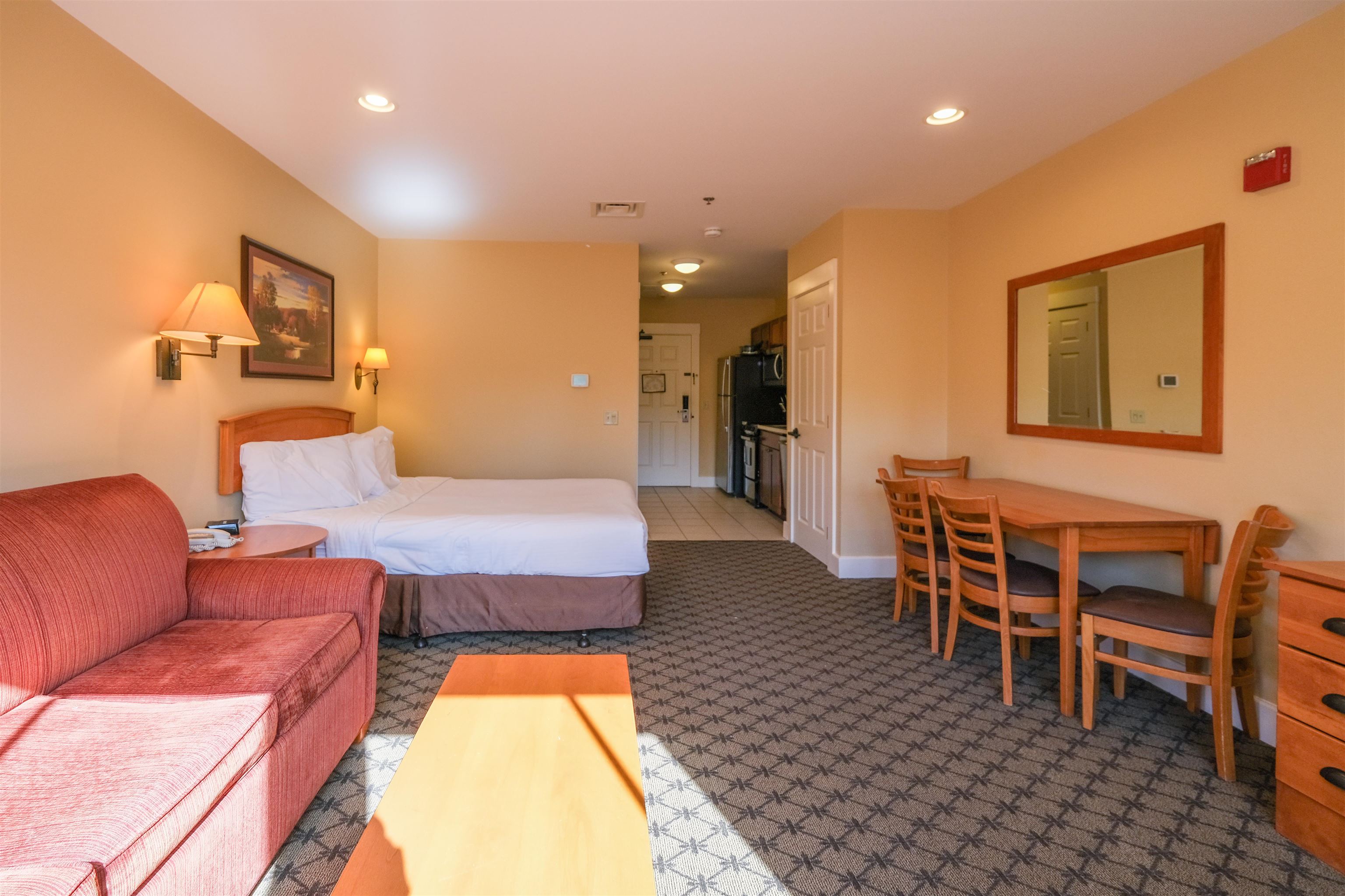 Open floor plan 24250258