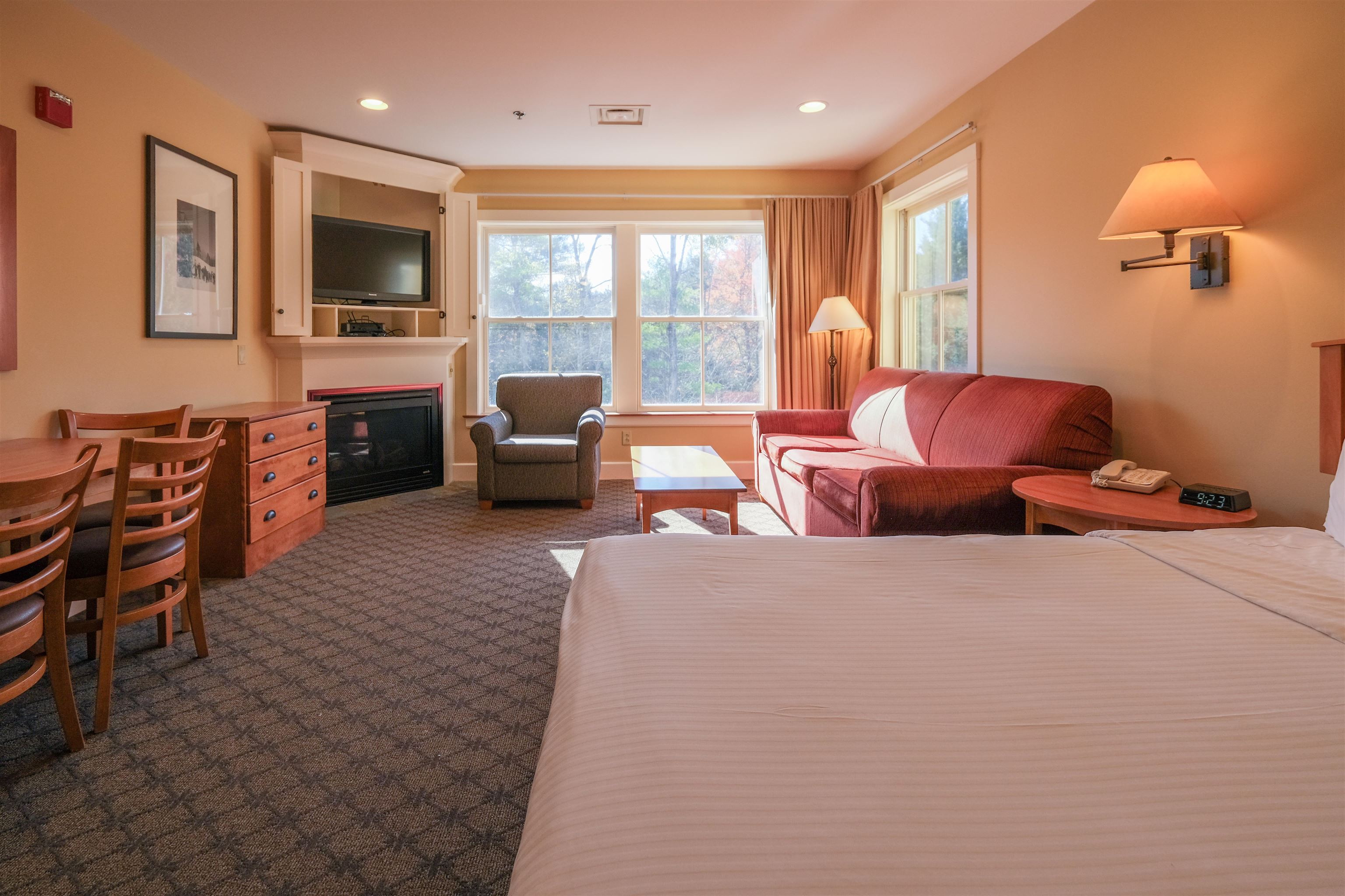 Desk and coffee station 24250252