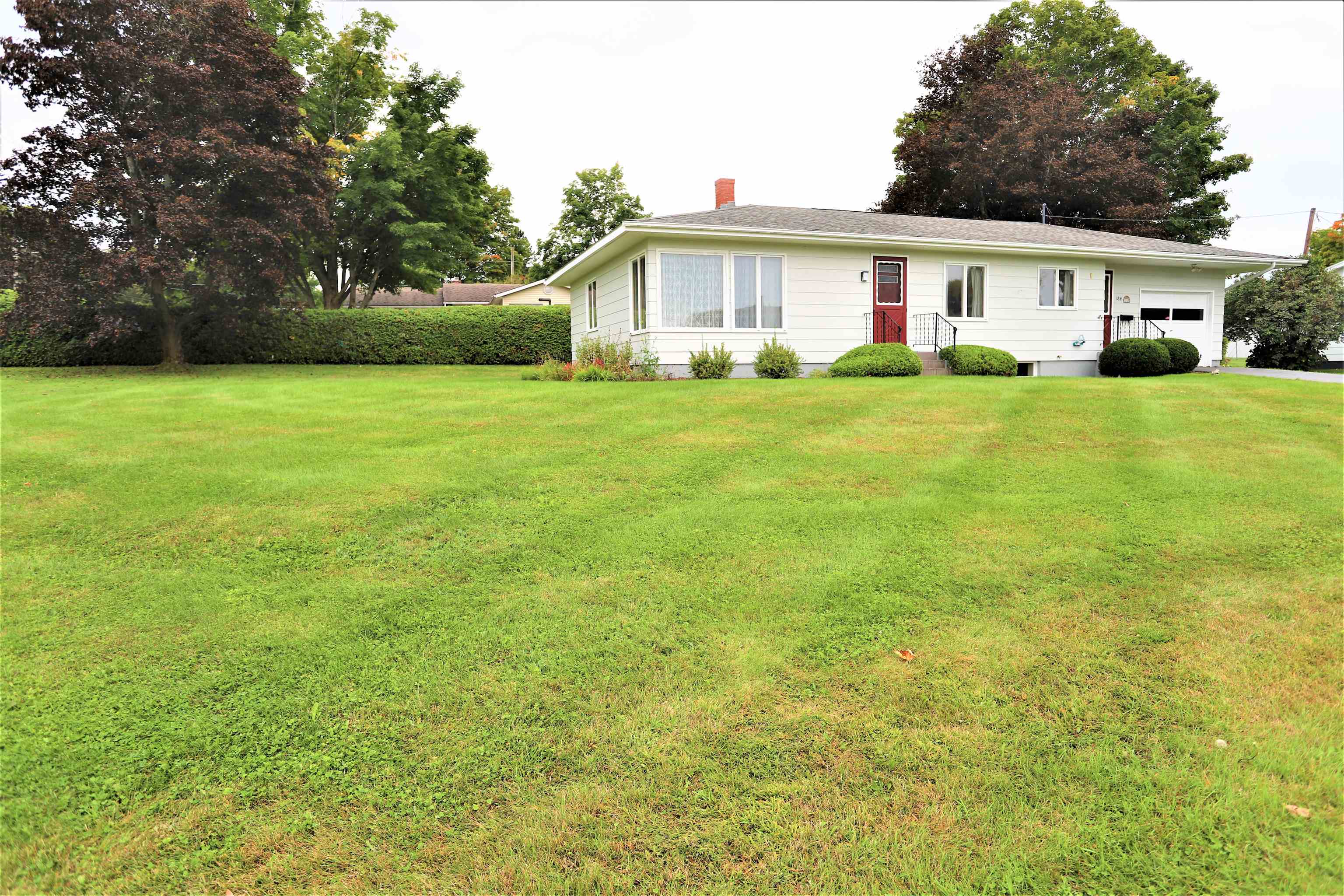 184 Sloan St, Newport, VT 05855