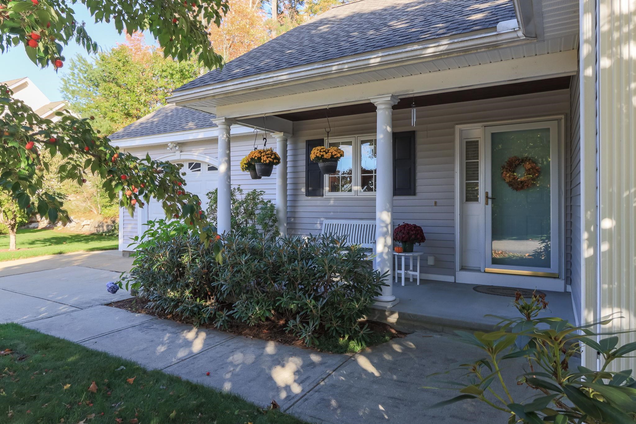 Homes for sale in Bow, NH | 5 Holly Cir, Bow, NH 03304 | MLS# 5065280