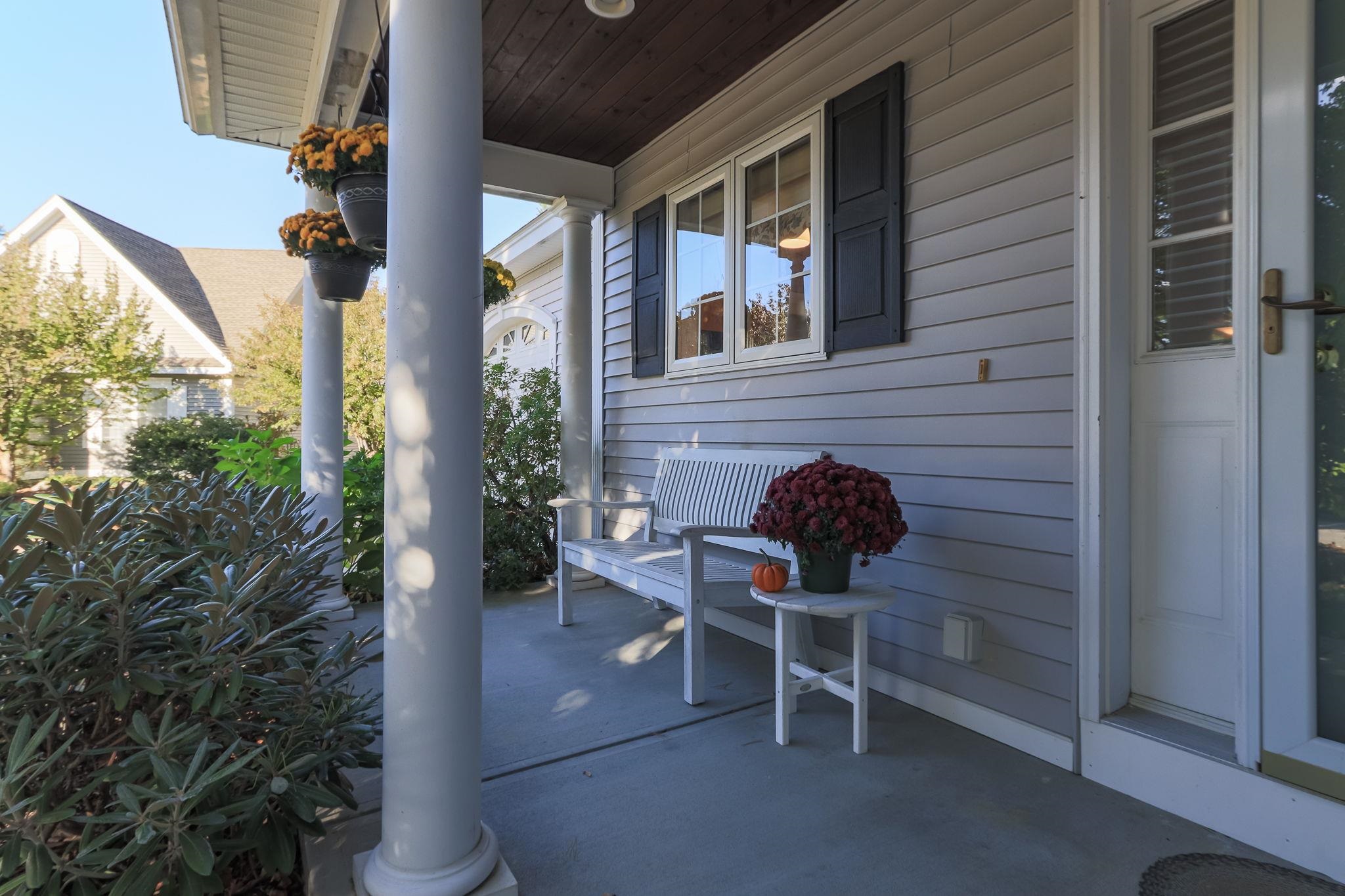 5 Holly Cir, Bow, NH 03304