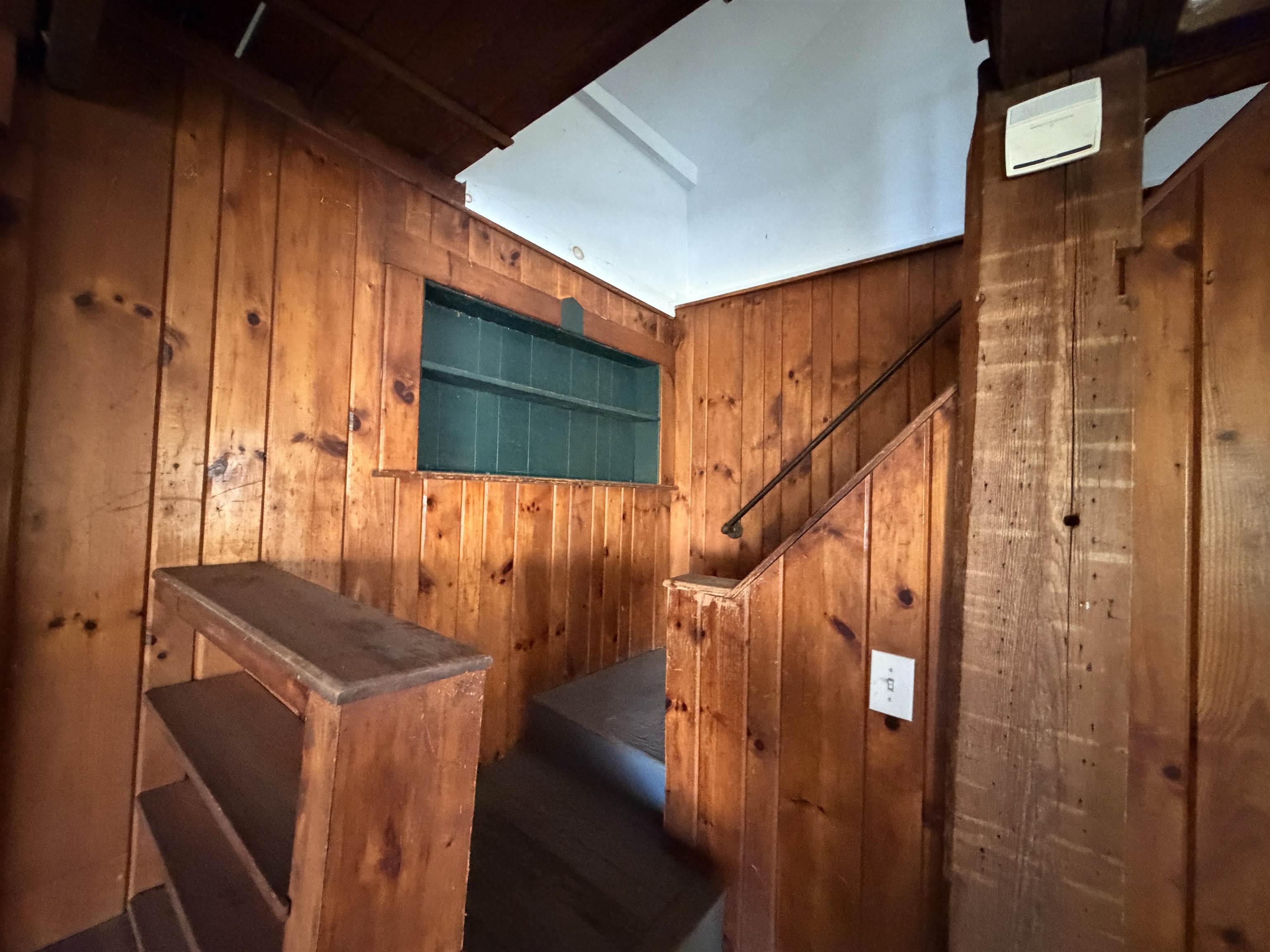 Homes for sale in Duxbury, VT | 12 Delong Rd, Duxbury, VT 05660 | MLS# 5065316